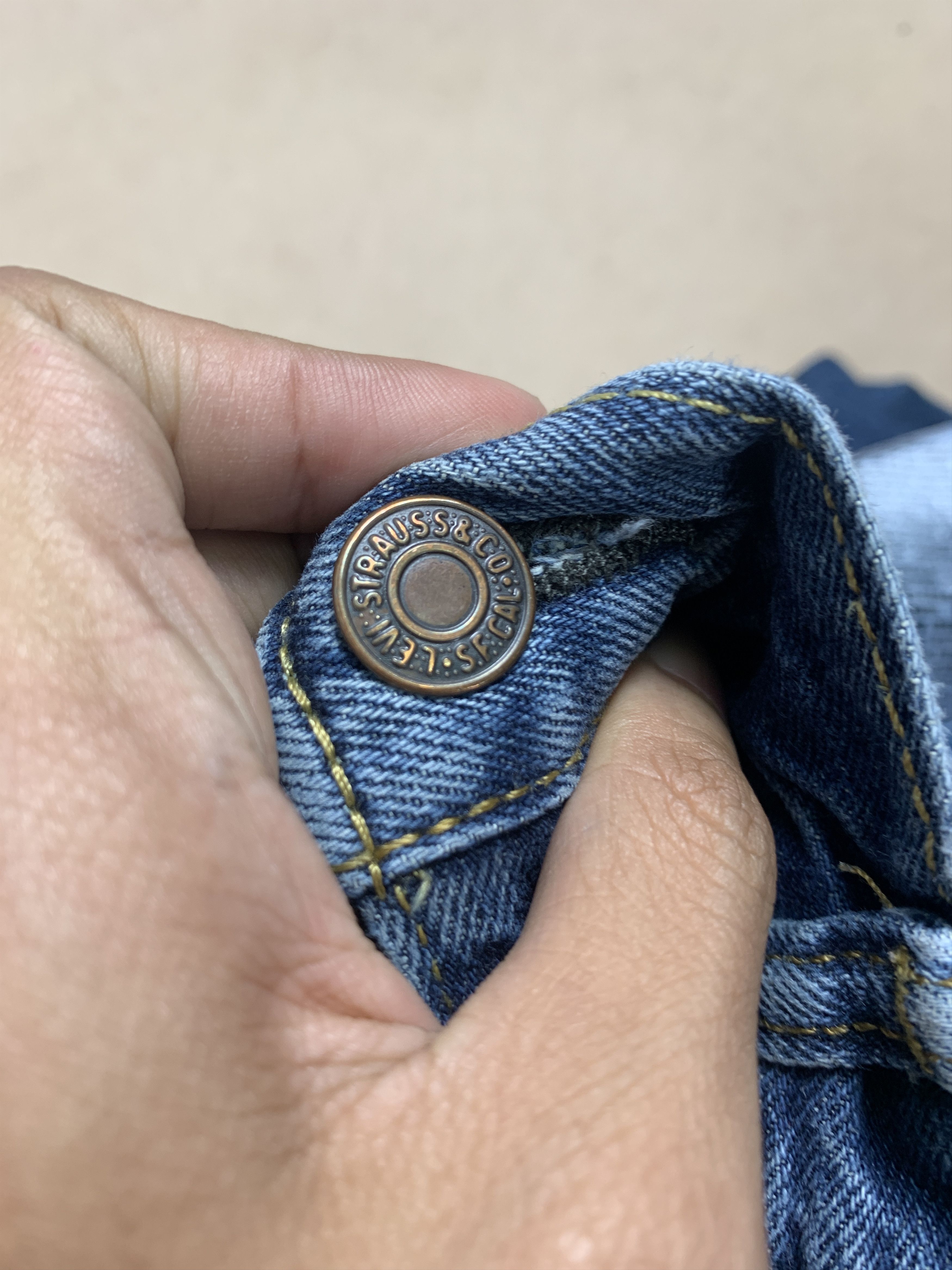 Levi's Vintage LEVI'S 569 Straight Cut Faded Medium Blue Jeans Size US 36 / EU 52 - 18 Thumbnail