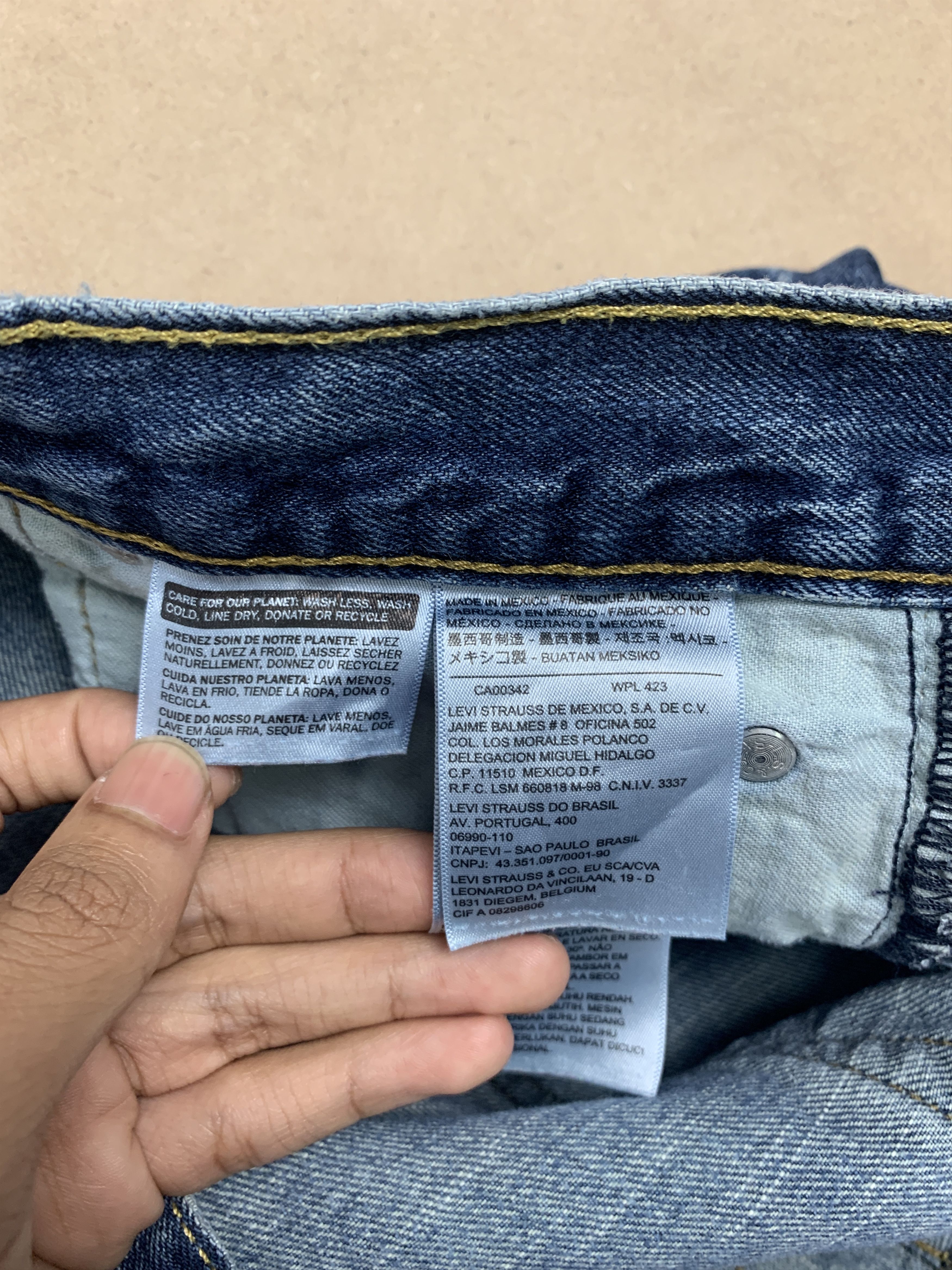 Levi's Vintage LEVI'S 569 Straight Cut Faded Medium Blue Jeans Size US 36 / EU 52 - 10 Thumbnail