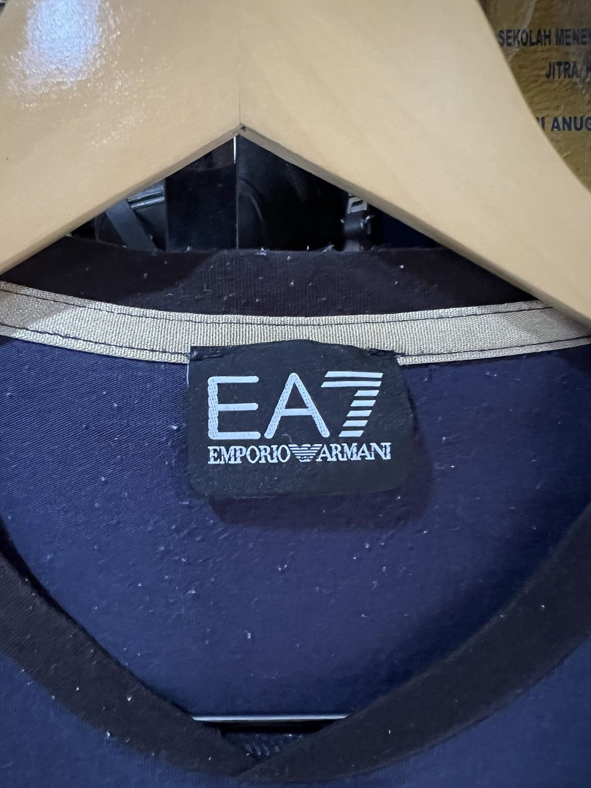 Emporio Armani 🔥Emporio Armani No 7 Gold Sidestripe Size US M / EU 48-50 / 2 - 10 Thumbnail