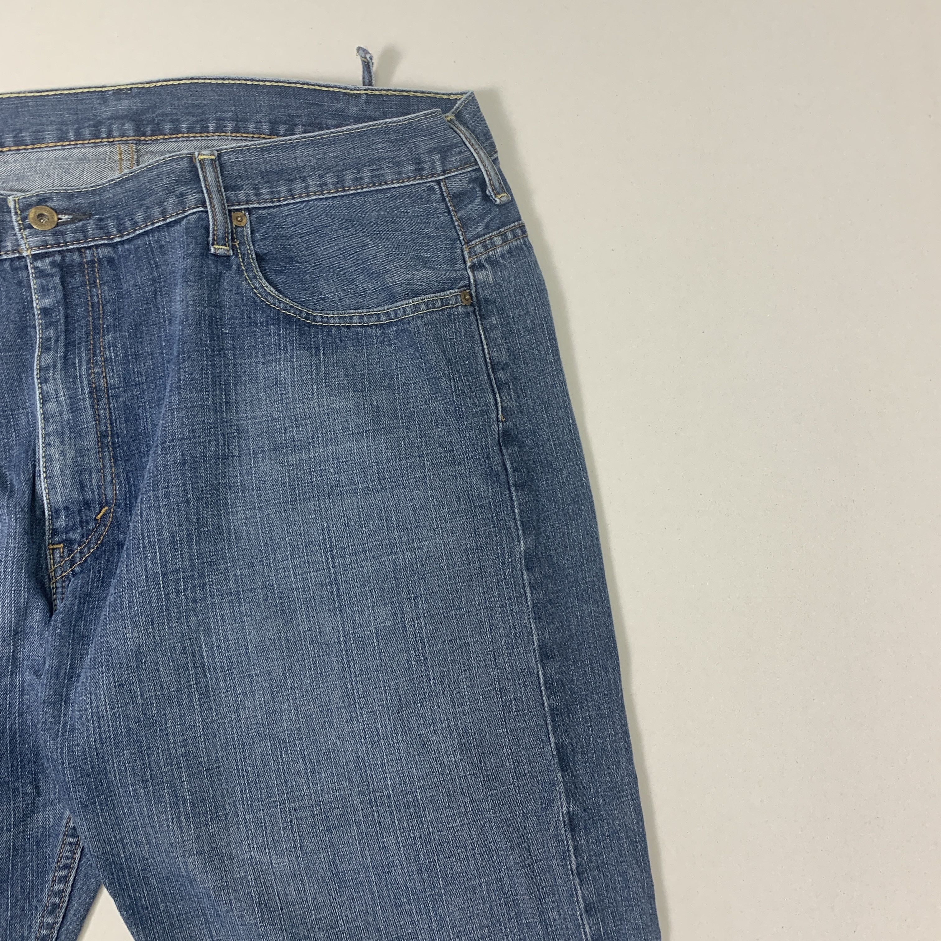 Levi's × Vintage Vintage LEVI'S 569 Faded Mid Wash Jeans Size US 40 / EU 56 - 3 Thumbnail