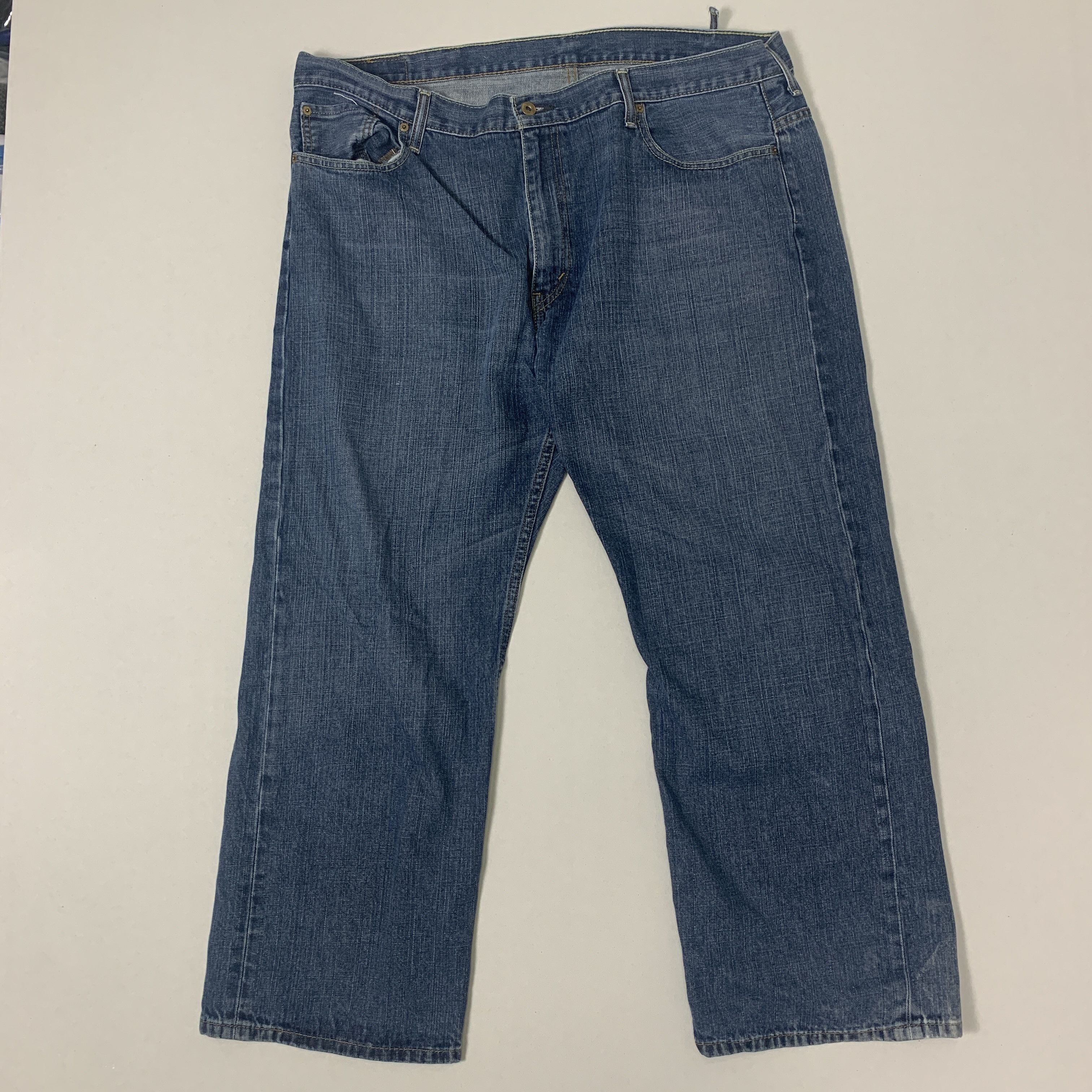 Levi's × Vintage Vintage LEVI'S 569 Faded Mid Wash Jeans Size US 40 / EU 56 - 1 Thumbnail