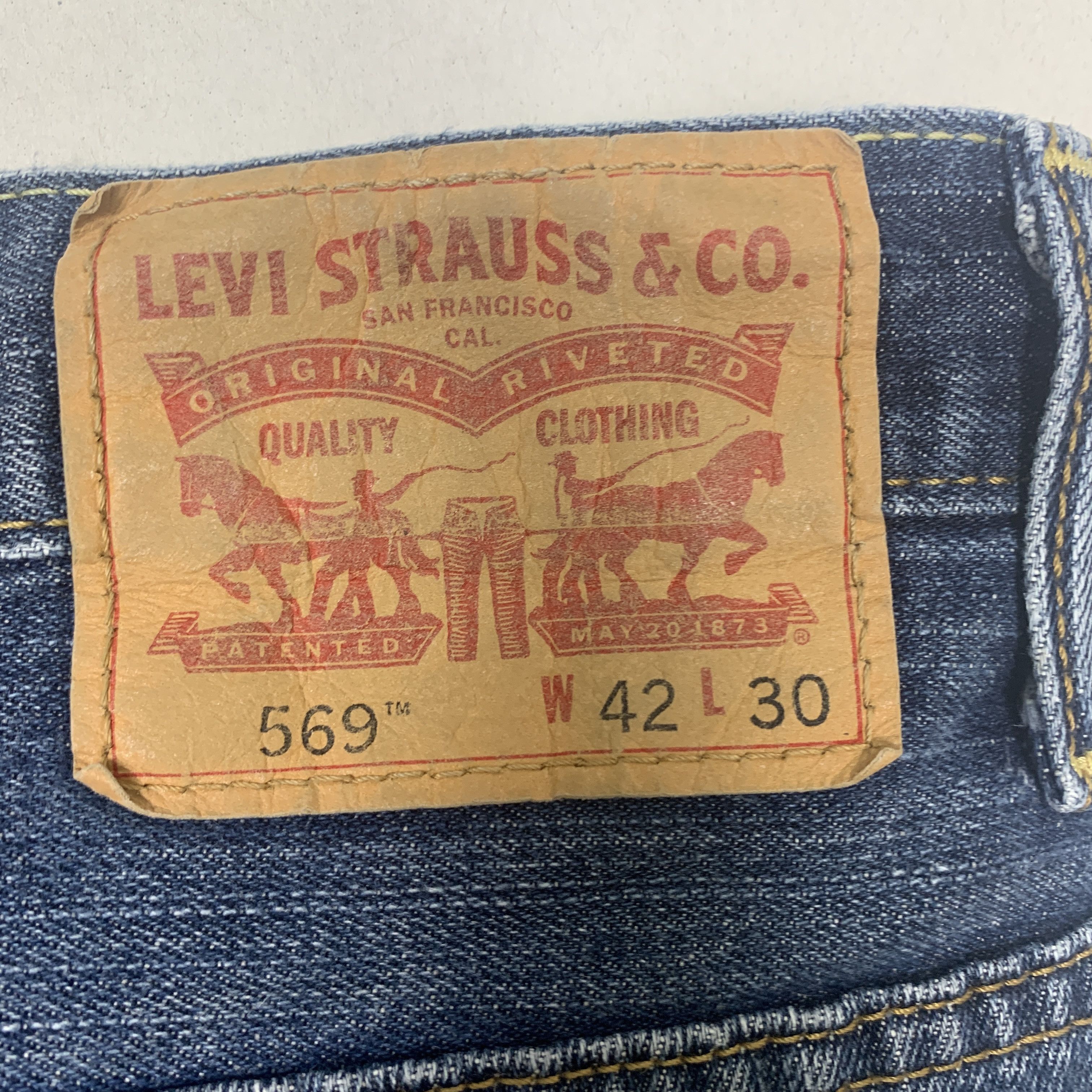 Levi's × Vintage Vintage LEVI'S 569 Faded Mid Wash Jeans Size US 40 / EU 56 - 19 Thumbnail