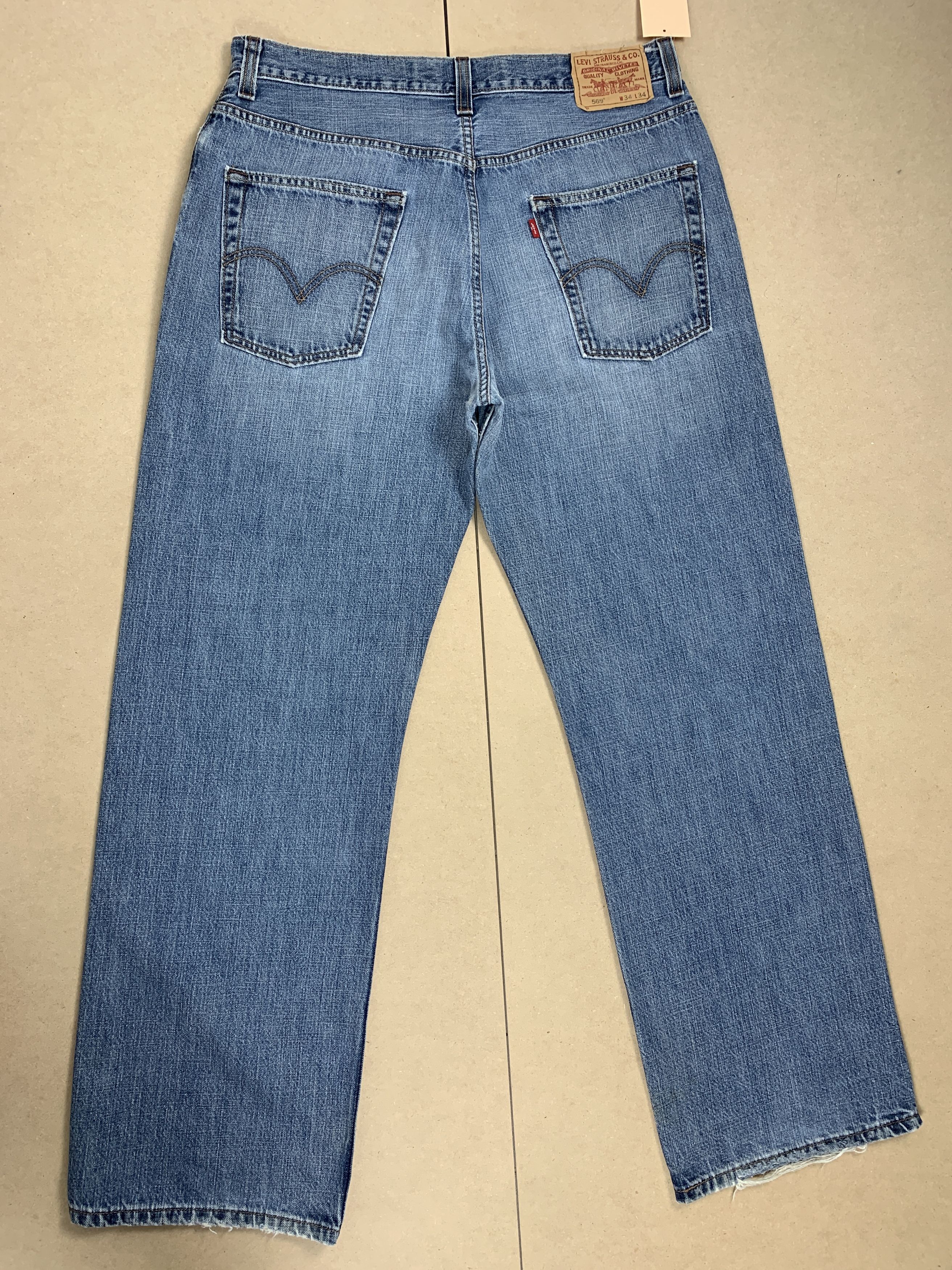Levi's Vintage LEVI'S 569 Straight Cut Faded Mid Wash Jeans Size US 36 / EU 52 - 5 Thumbnail