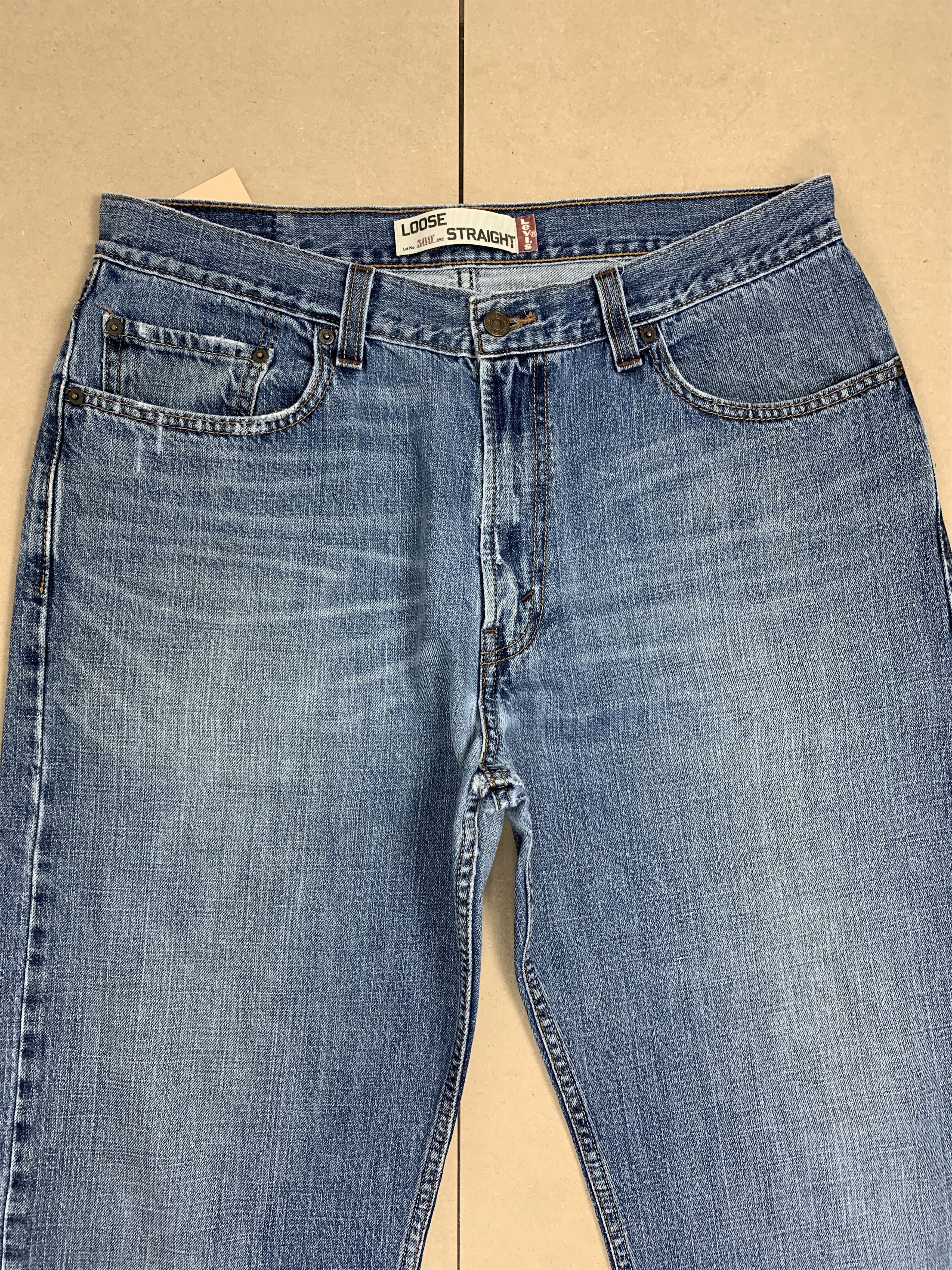 Levi's Vintage LEVI'S 569 Straight Cut Faded Mid Wash Jeans Size US 36 / EU 52 - 2 Thumbnail