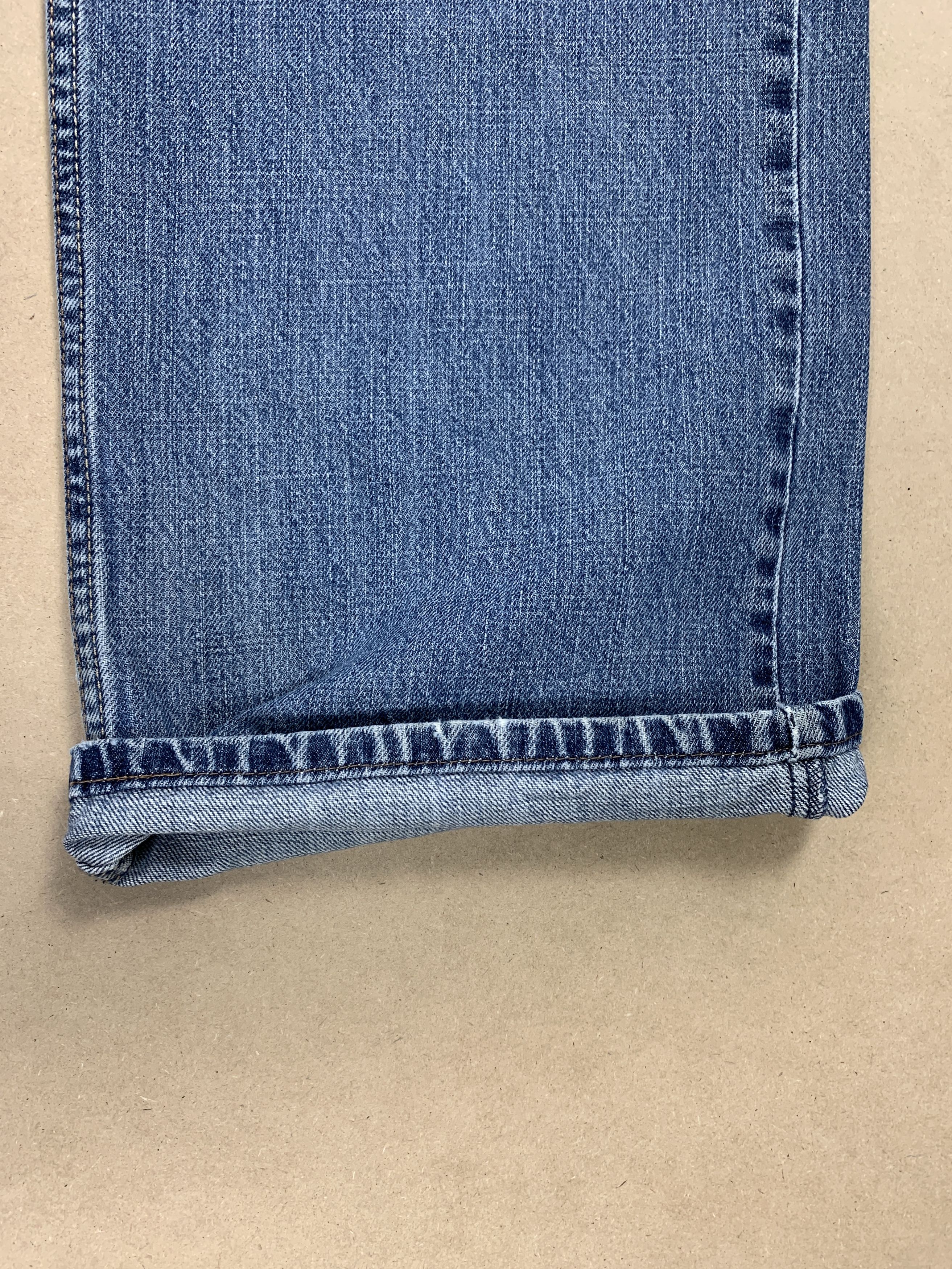Levi's Vintage LEVI'S 569 Straight Cut Faded Mid Wash Jeans Size US 36 / EU 52 - 4 Thumbnail