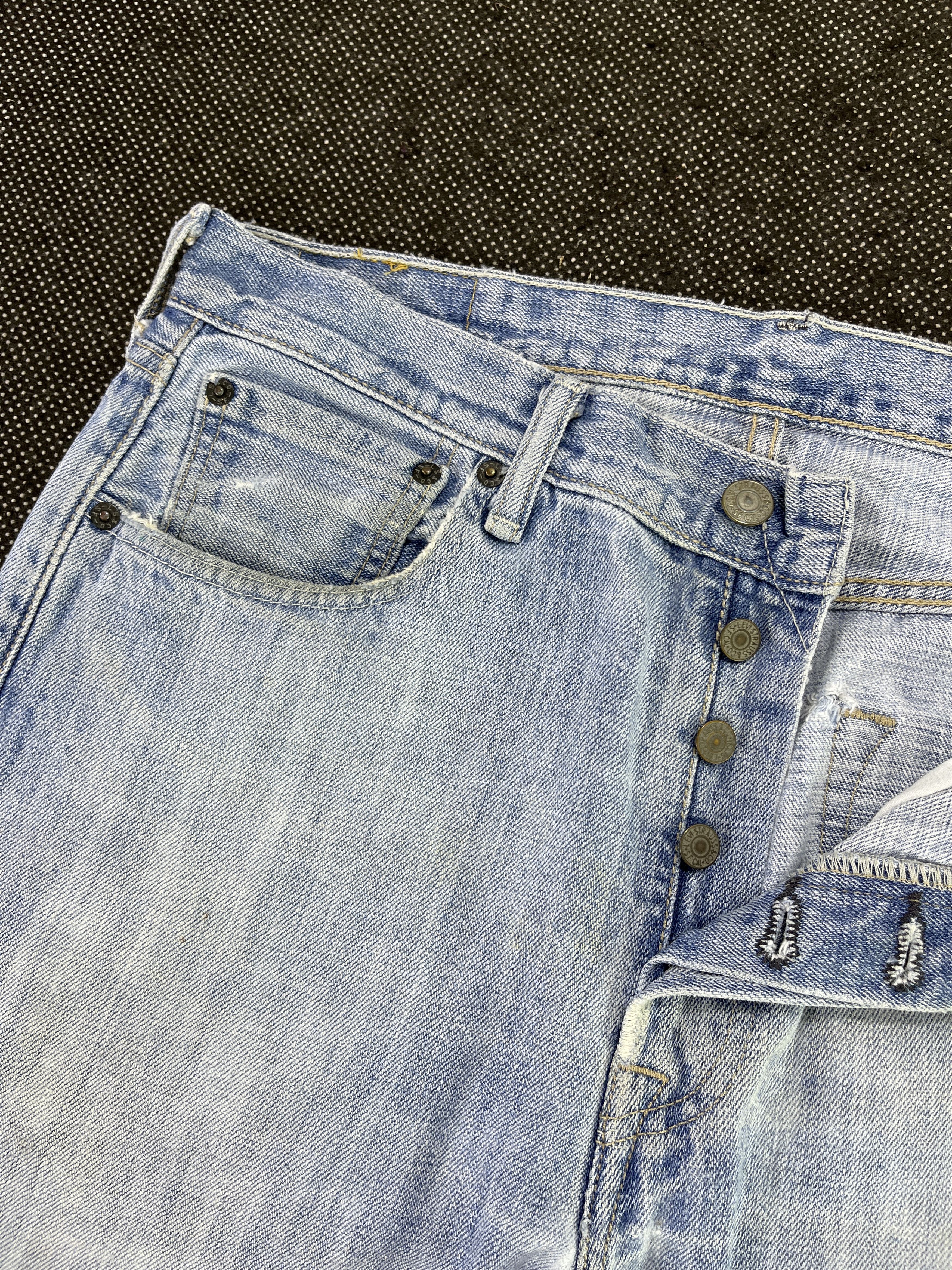 Levi's Vintage Levis 501 Light Wash Jeans - J277 Size US 34 / EU 50 - 10 Thumbnail