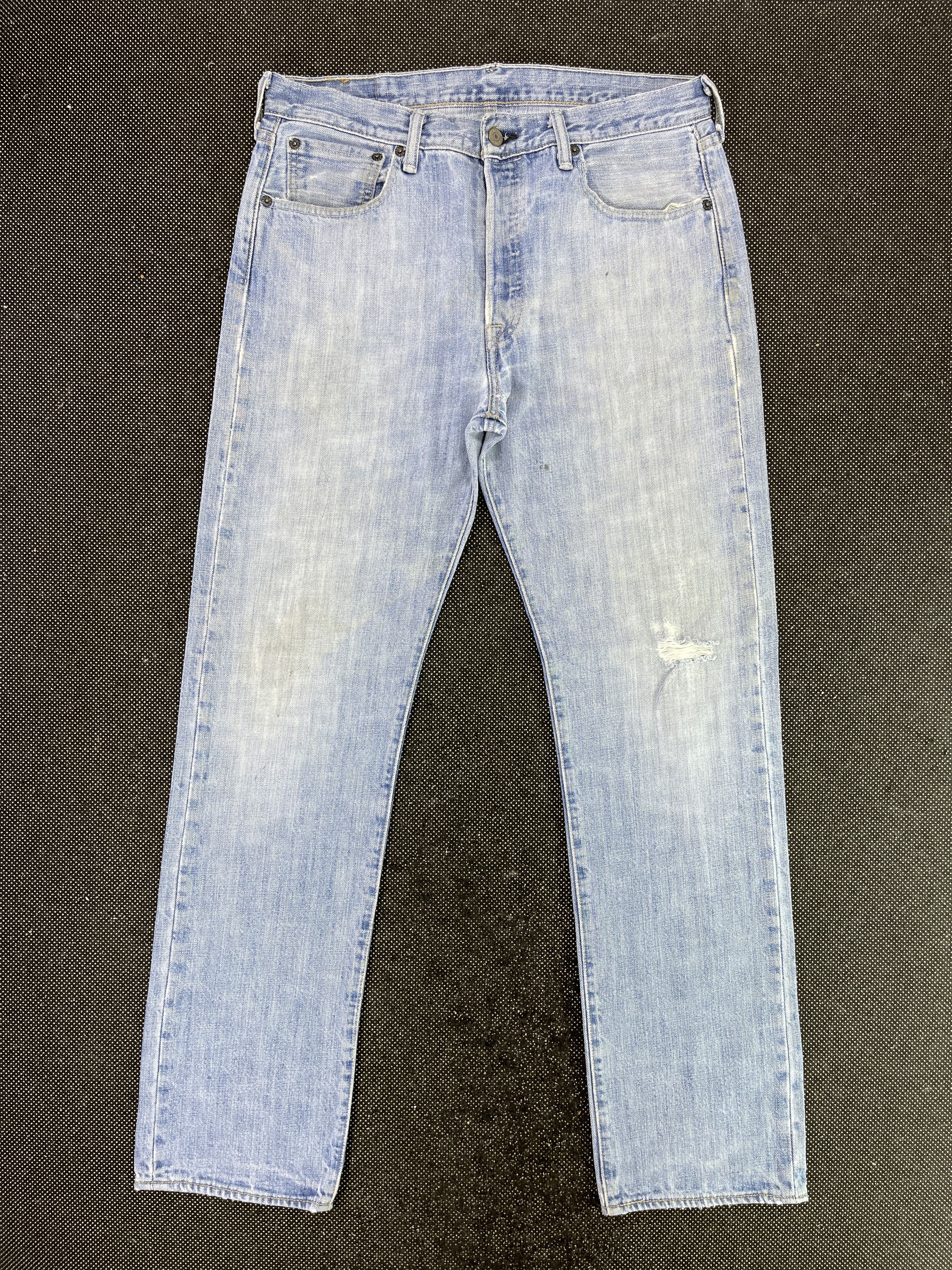 Levi's Vintage Levis 501 Light Wash Jeans - J277 Size US 34 / EU 50 - 1 Thumbnail