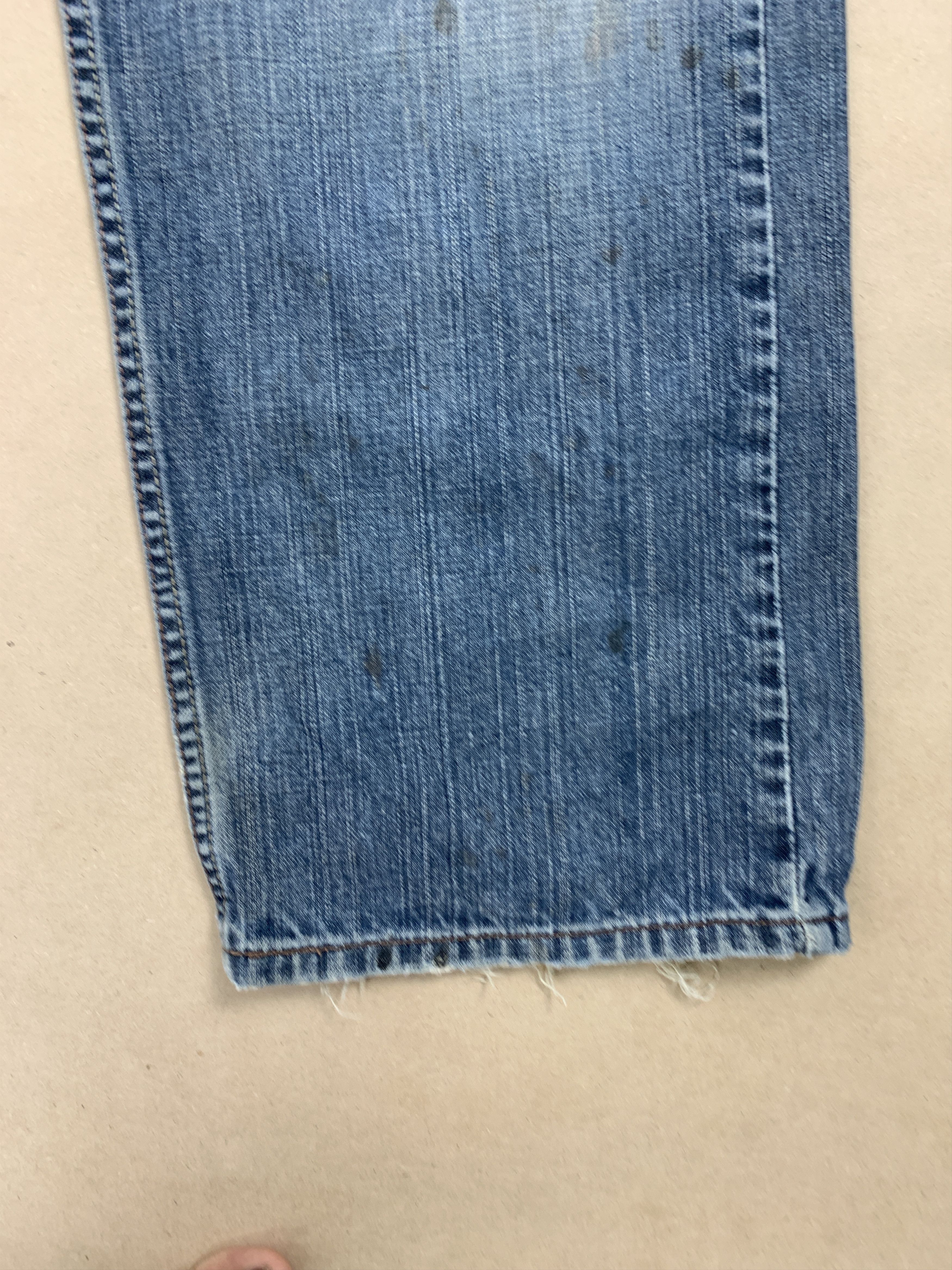 Levi's Vintage LEVI'S 569 Distressed Straight Mid Wash Jeans Size US 36 / EU 52 - 6 Thumbnail