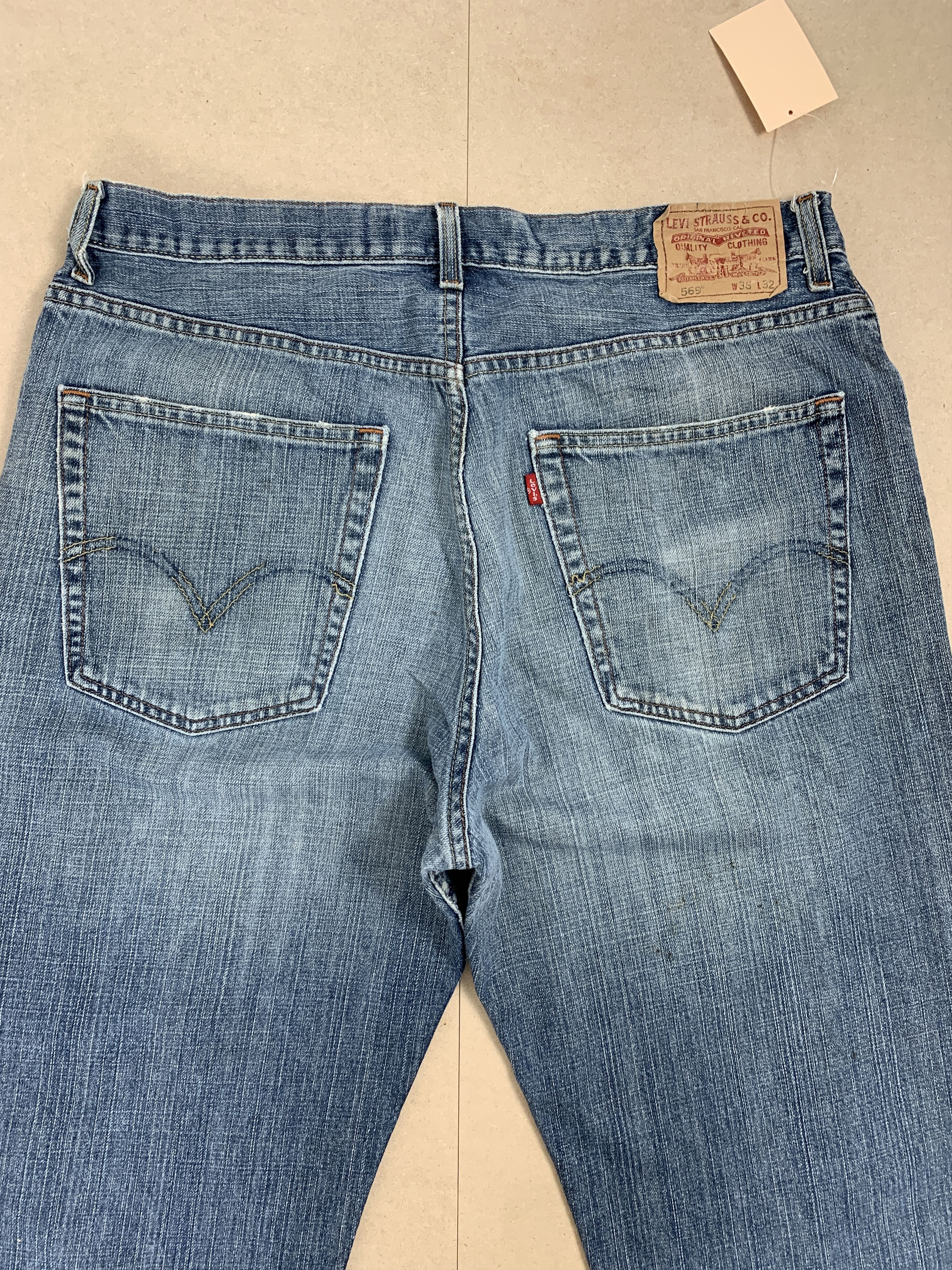 Levi's Vintage LEVI'S 569 Distressed Straight Mid Wash Jeans Size US 36 / EU 52 - 9 Thumbnail