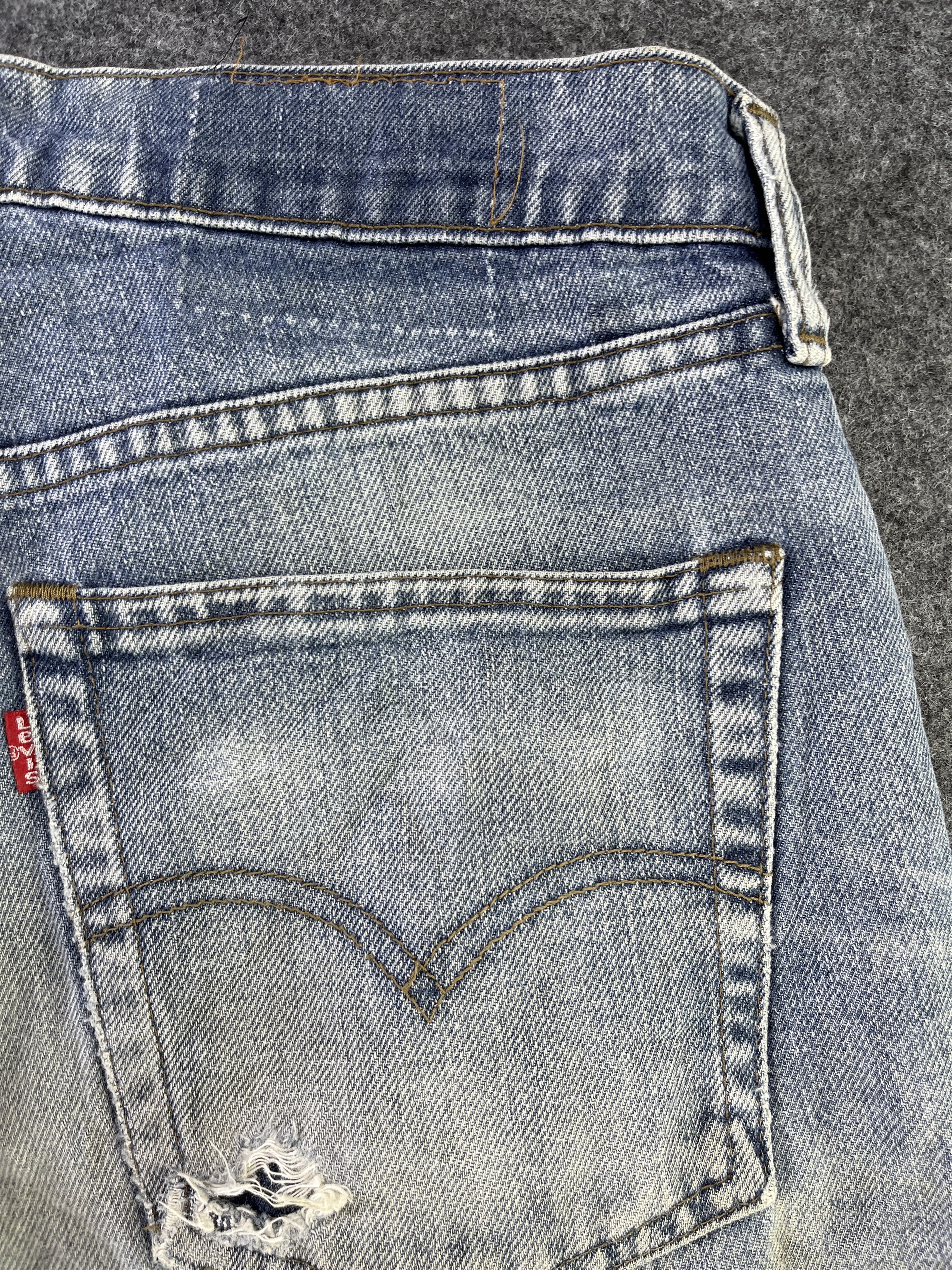 Levi's Vintage Levis 509 Distressed Jeans - J930 Size US 32 / EU 48 - 15 Thumbnail