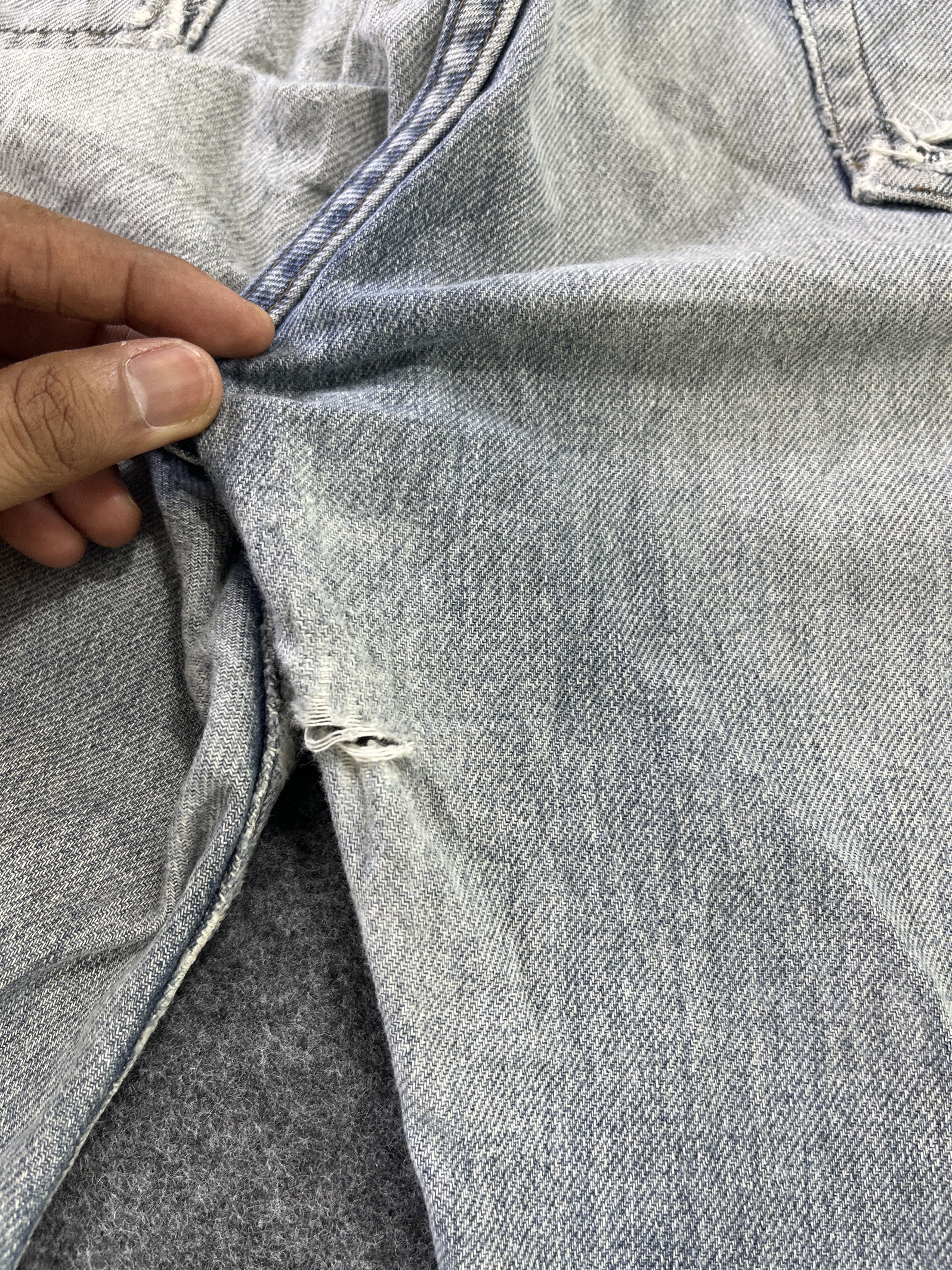 Levi's Vintage Levis 509 Distressed Jeans - J930 Size US 32 / EU 48 - 11 Thumbnail