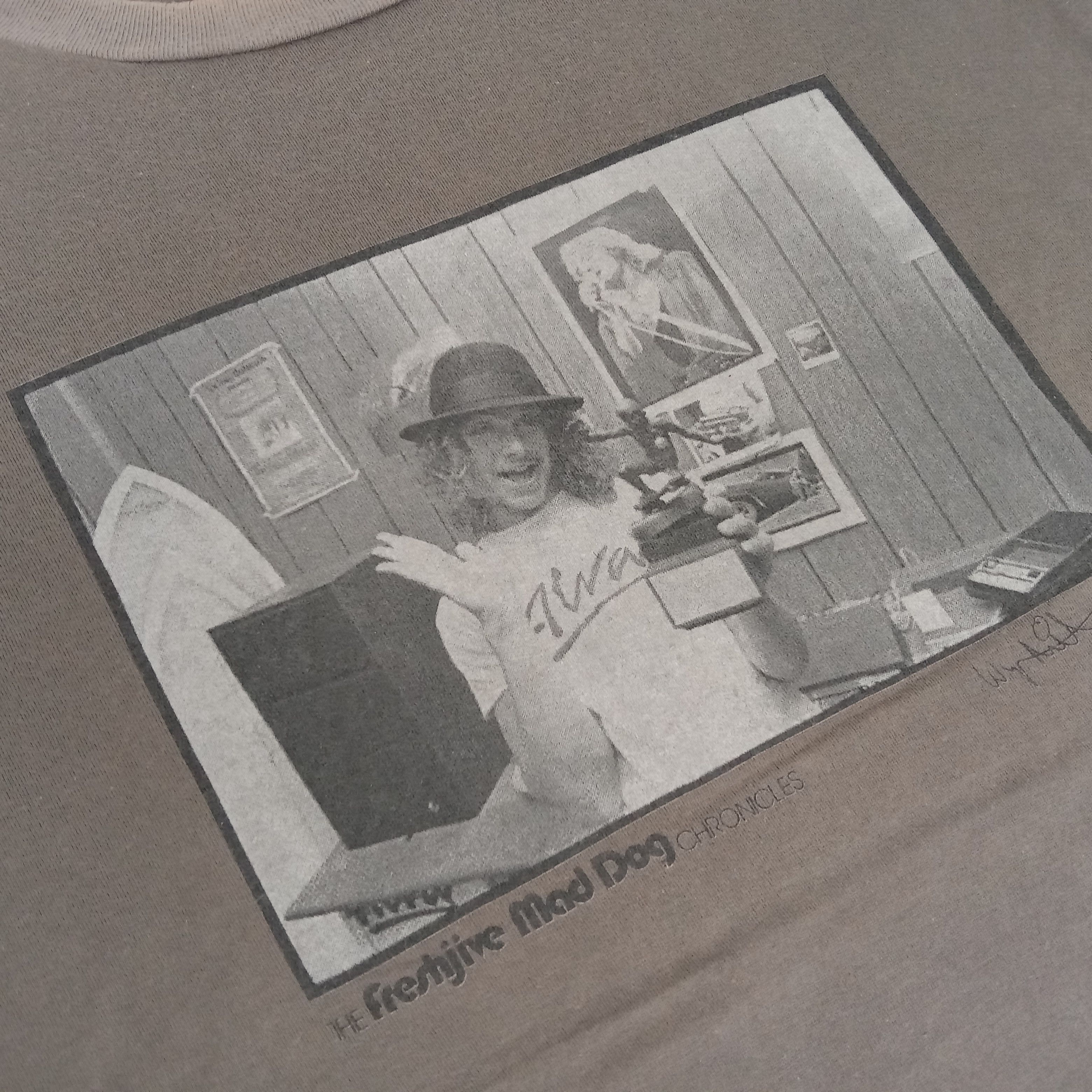 Freshjive × Vintage The Freshjive Mad Dog Chronicles Graphic Tshirt Size US M / EU 48-50 / 2 - 2 Thumbnail
