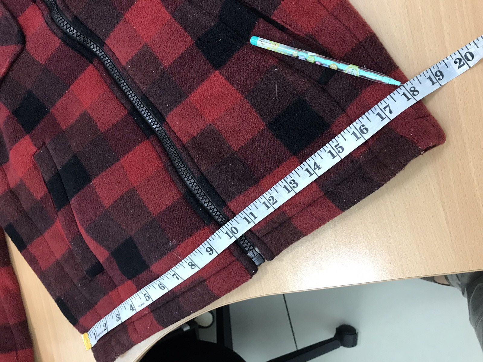 Uniqlo Uniqlo X Boa Fleece Checkered Zipper Jacket Size US L / EU 52-54 / 3 - 23 Thumbnail