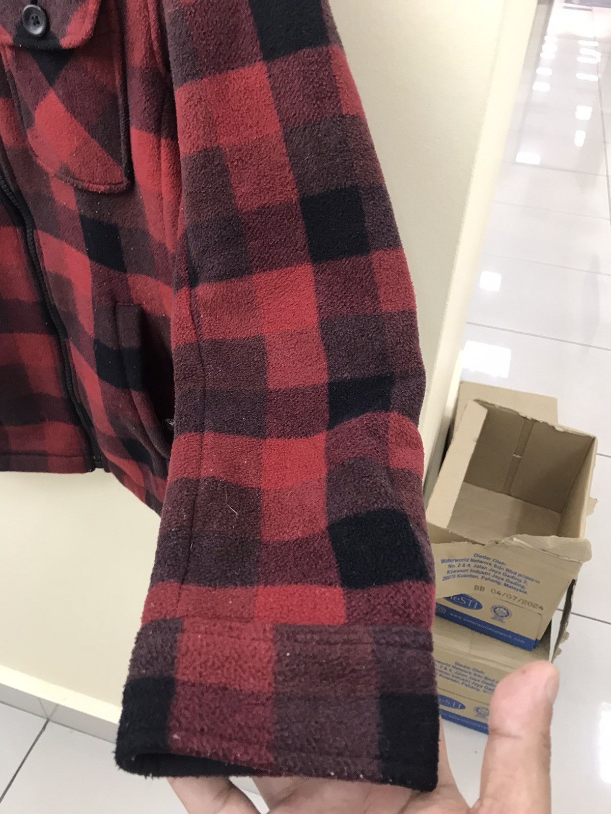 Uniqlo Uniqlo X Boa Fleece Checkered Zipper Jacket Size US L / EU 52-54 / 3 - 15 Thumbnail
