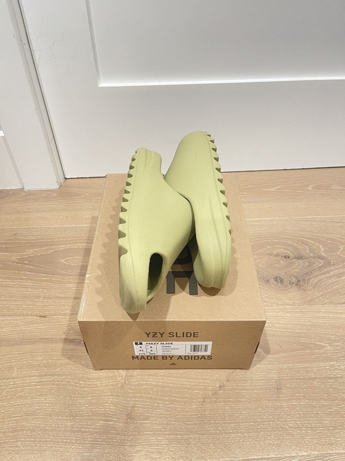 Adidas × Kanye West Yeezy Slide “Resin” Size US 9 / EU 42 - 7 Thumbnail