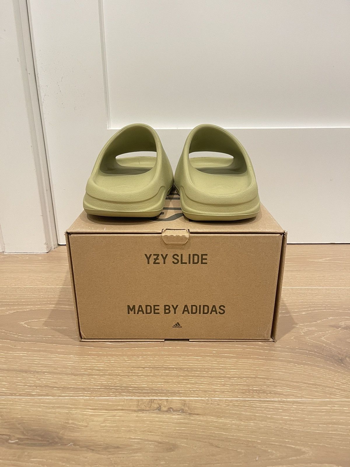 Adidas × Kanye West Yeezy Slide “Resin” Size US 9 / EU 42 - 3 Thumbnail