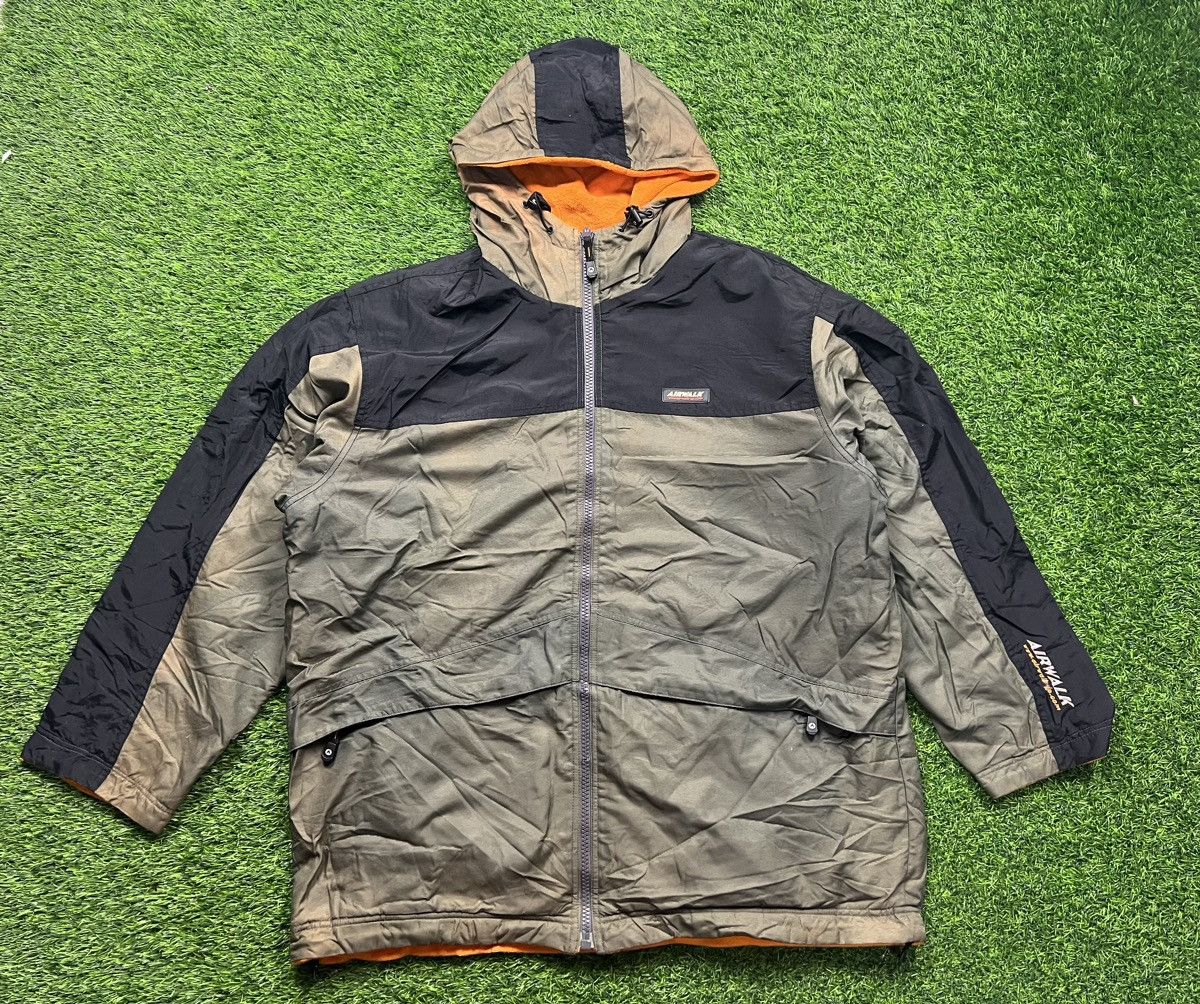 AIRWALK - vintage reversable sunfaded jacket