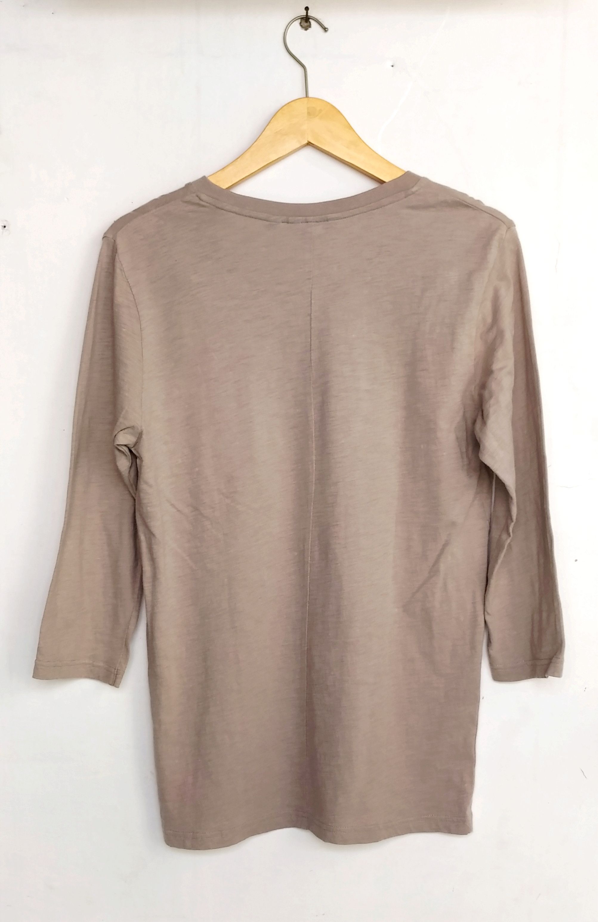 Undercover × Uniqlo UU Uniqlo x Undercover HIJOE! Longsleeve t shirt size M Size US M / EU 48-50 / 2 - 2 Thumbnail