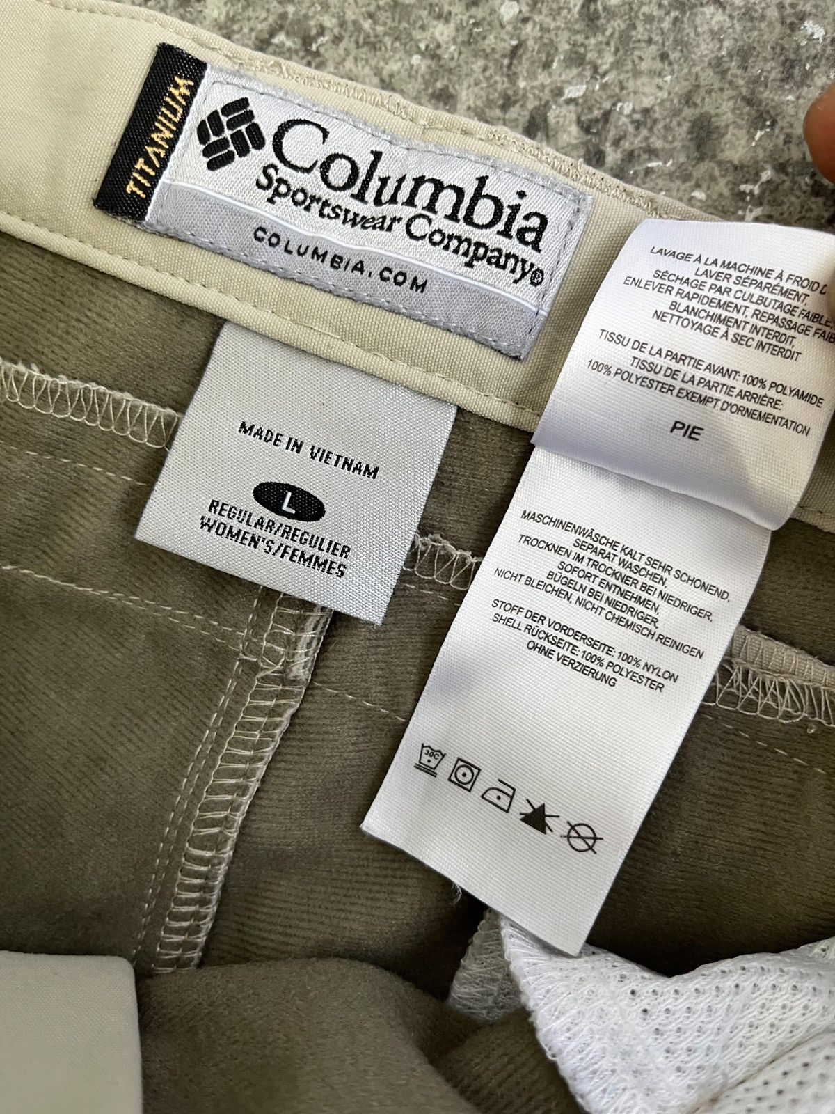 Columbia × Vintage VINTAGE GORECORP SOFTSHELL COLUMBIA TREKKING PANTS MENS L Size US 34 / EU 50 - 8 Thumbnail