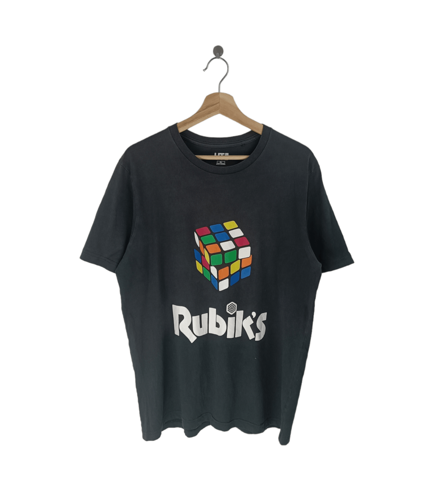Uniqlo THRASHED FADED VINTAGE RUBIK'S RUBIK CUBE GAMES TEE Size US XL / EU 56 / 4 - 1 Thumbnail