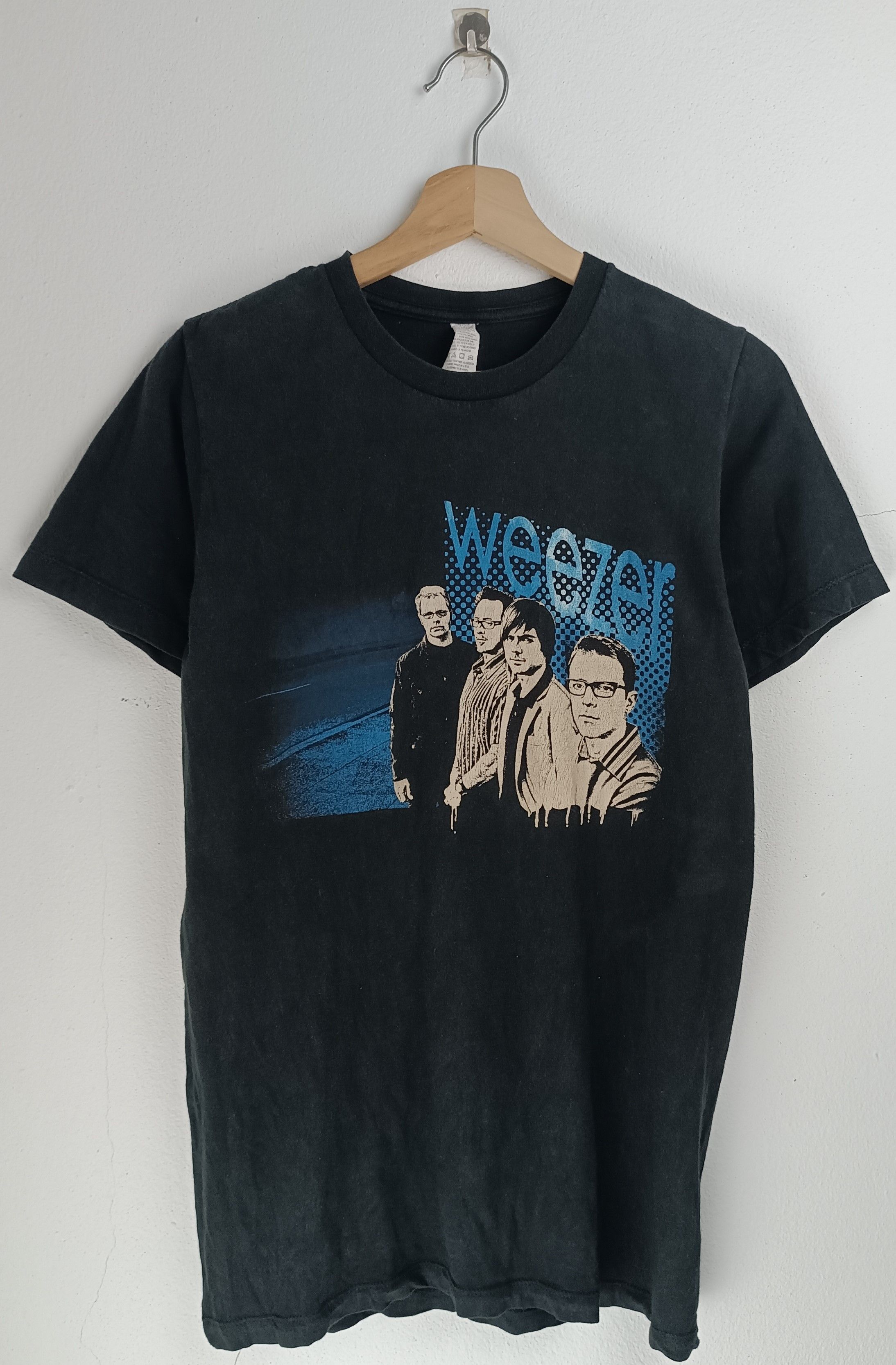 Band Tees VINTAGE 2000s WEEZER (the strokes greenday radiohead) Size US S / EU 44-46 / 1 - 3 Thumbnail