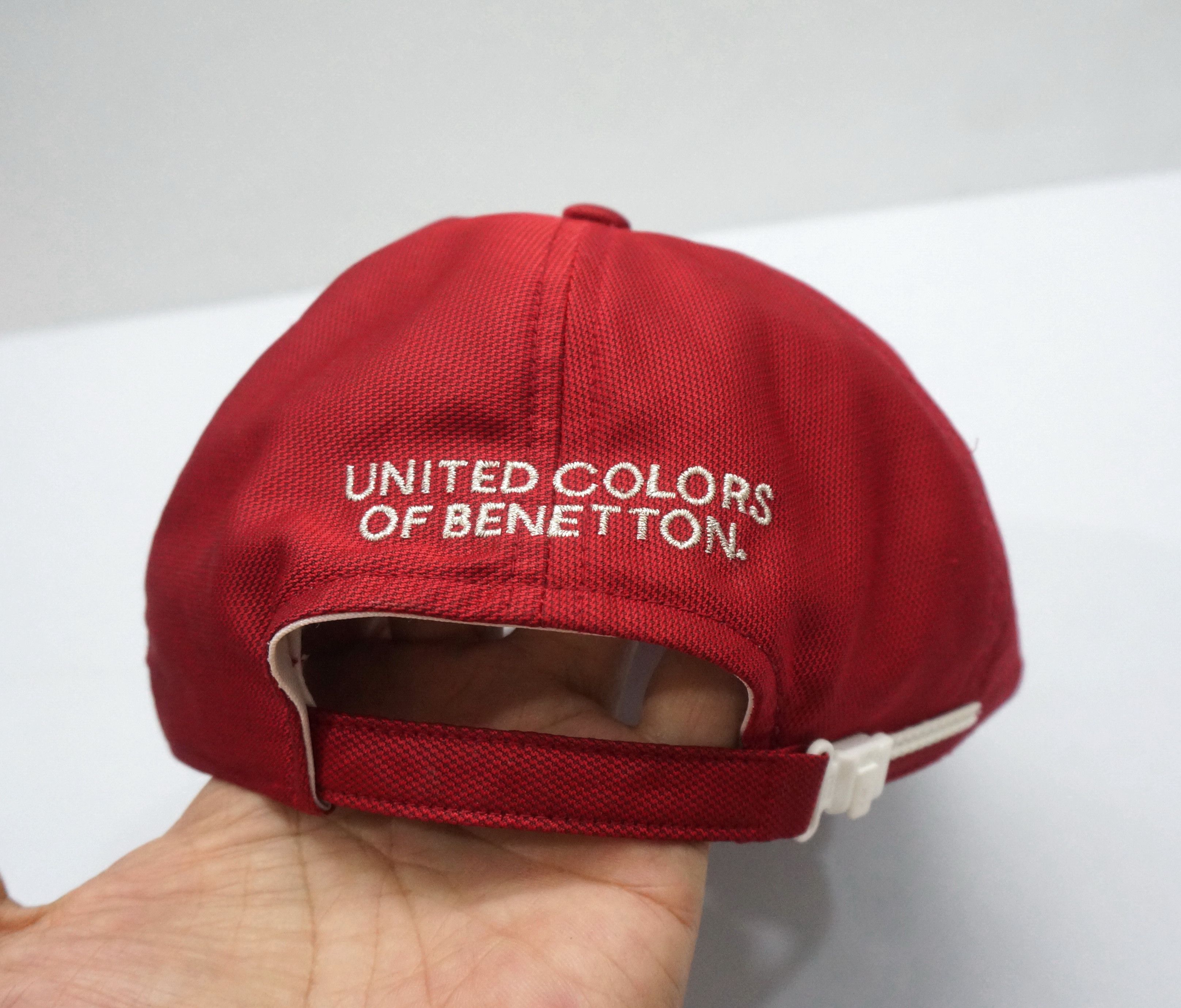 Benetton Rare Vintage BENETTON 5 panel Silver Embroidery Cap Size ONE SIZE - 5 Thumbnail