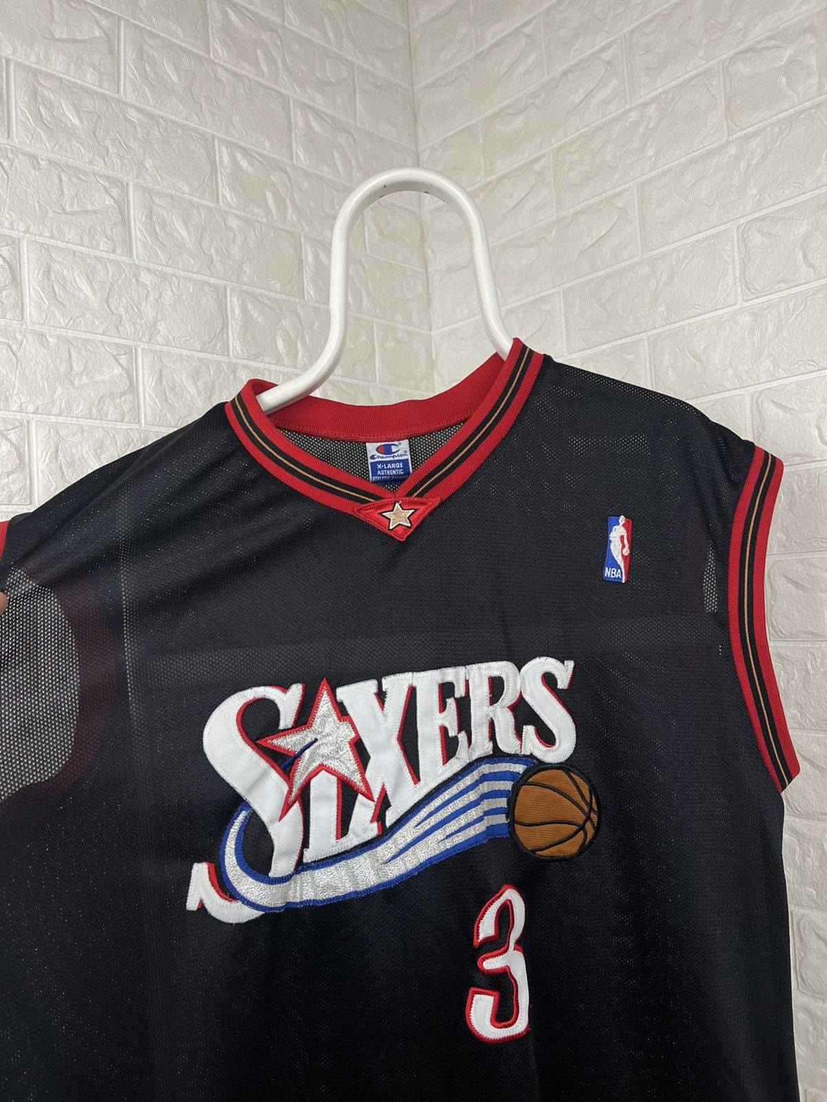 Champion × NBA × Vintage Vintage 90s Sixers NBA Iverson 3 Jersey Size US XL / EU 56 / 4 - 2 Thumbnail