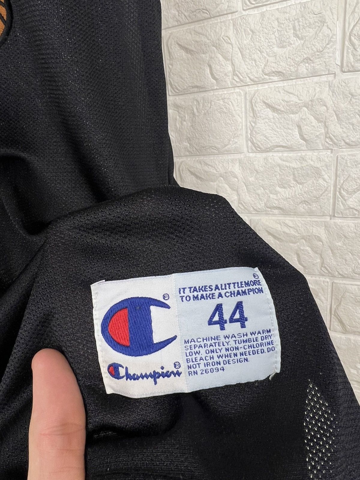 Champion × NBA × Vintage Vintage 90s Sixers NBA Iverson 3 Jersey Size US XL / EU 56 / 4 - 4 Thumbnail