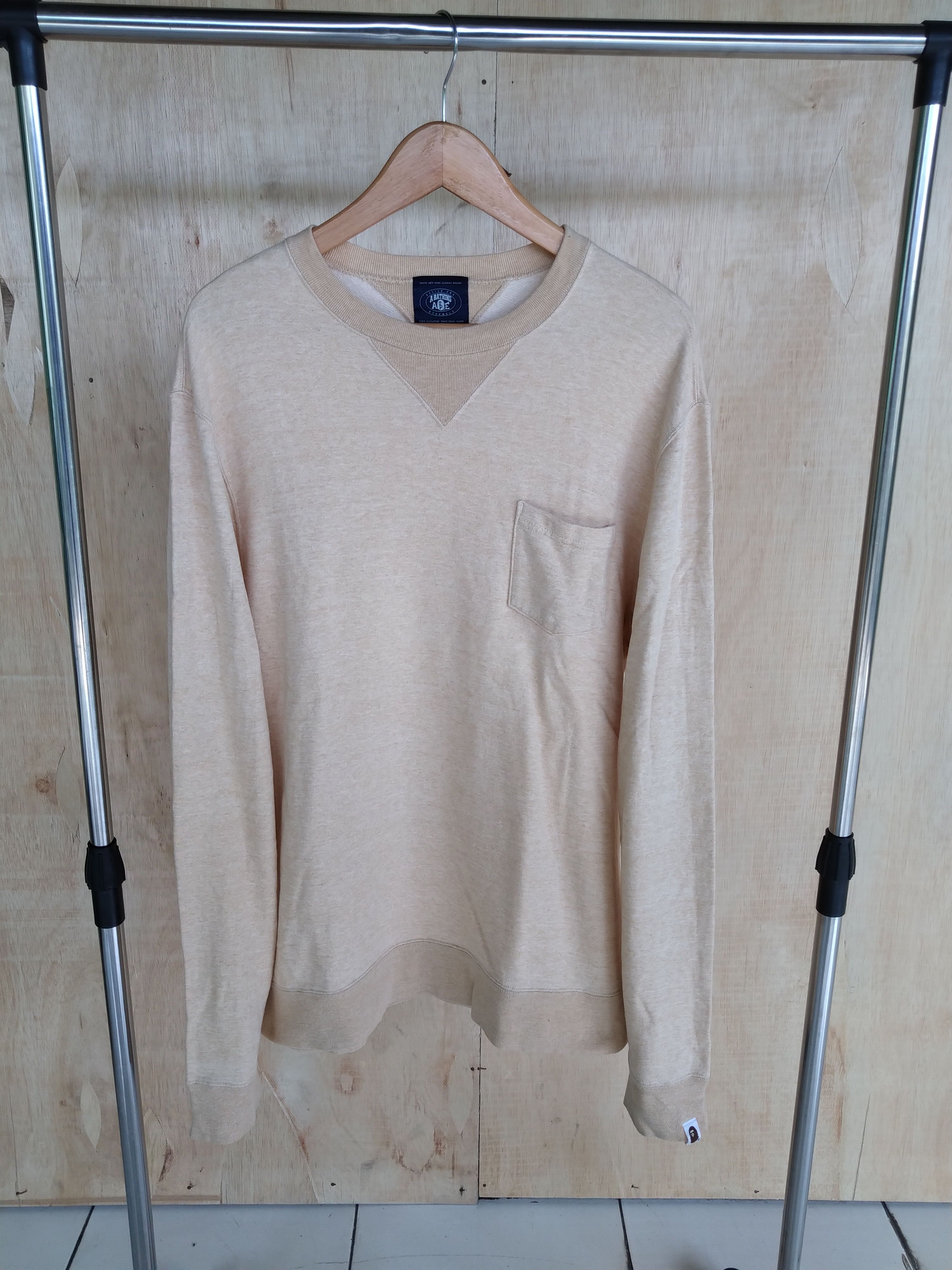 Bape Pocket Crewneck Size US L / EU 52-54 / 3 - 1 Thumbnail