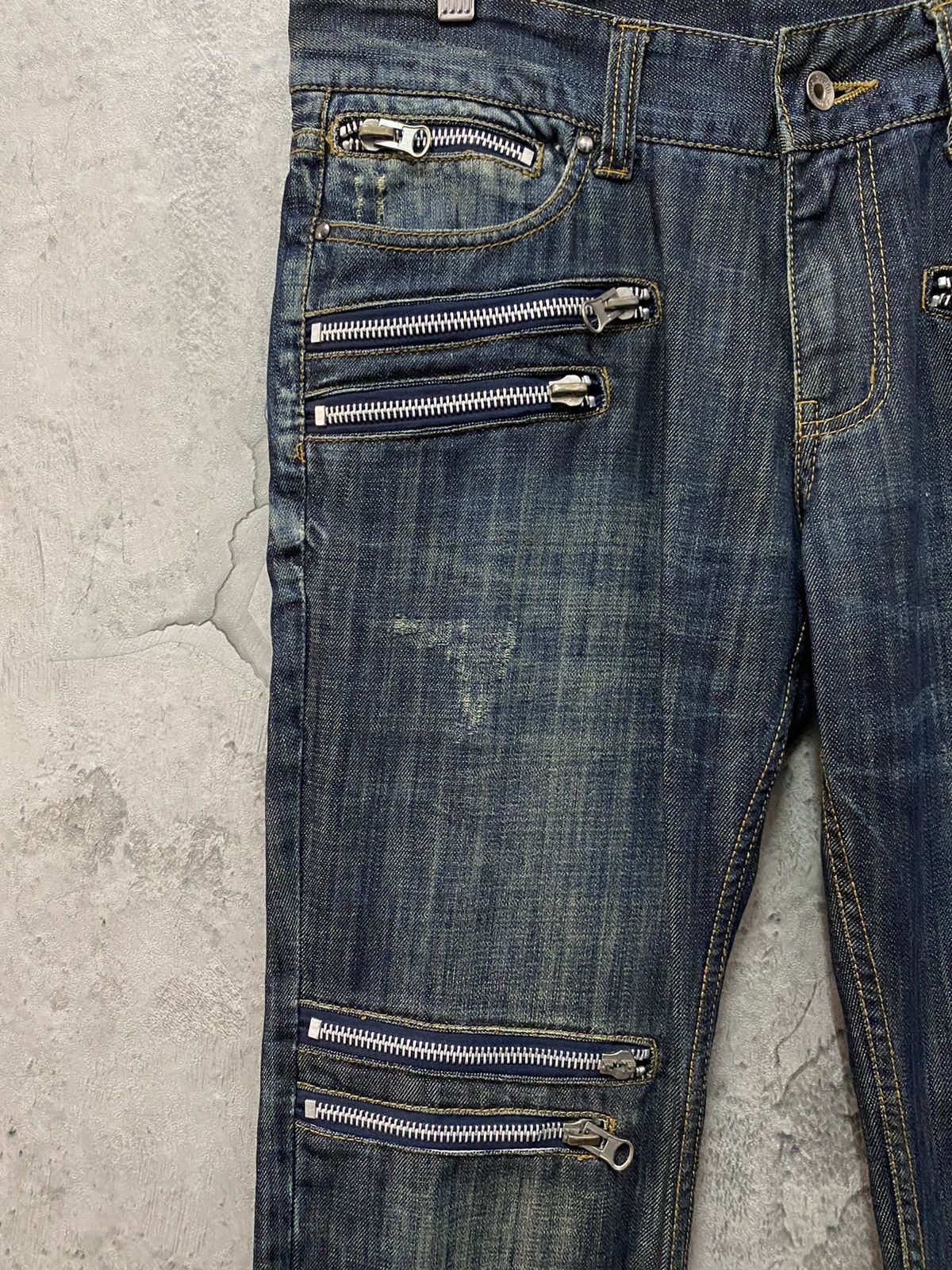 Japanese Brand Vintage Semantic Design Japan Bondage Zipper Denim Pants Size US 34 / EU 50 - 6 Thumbnail