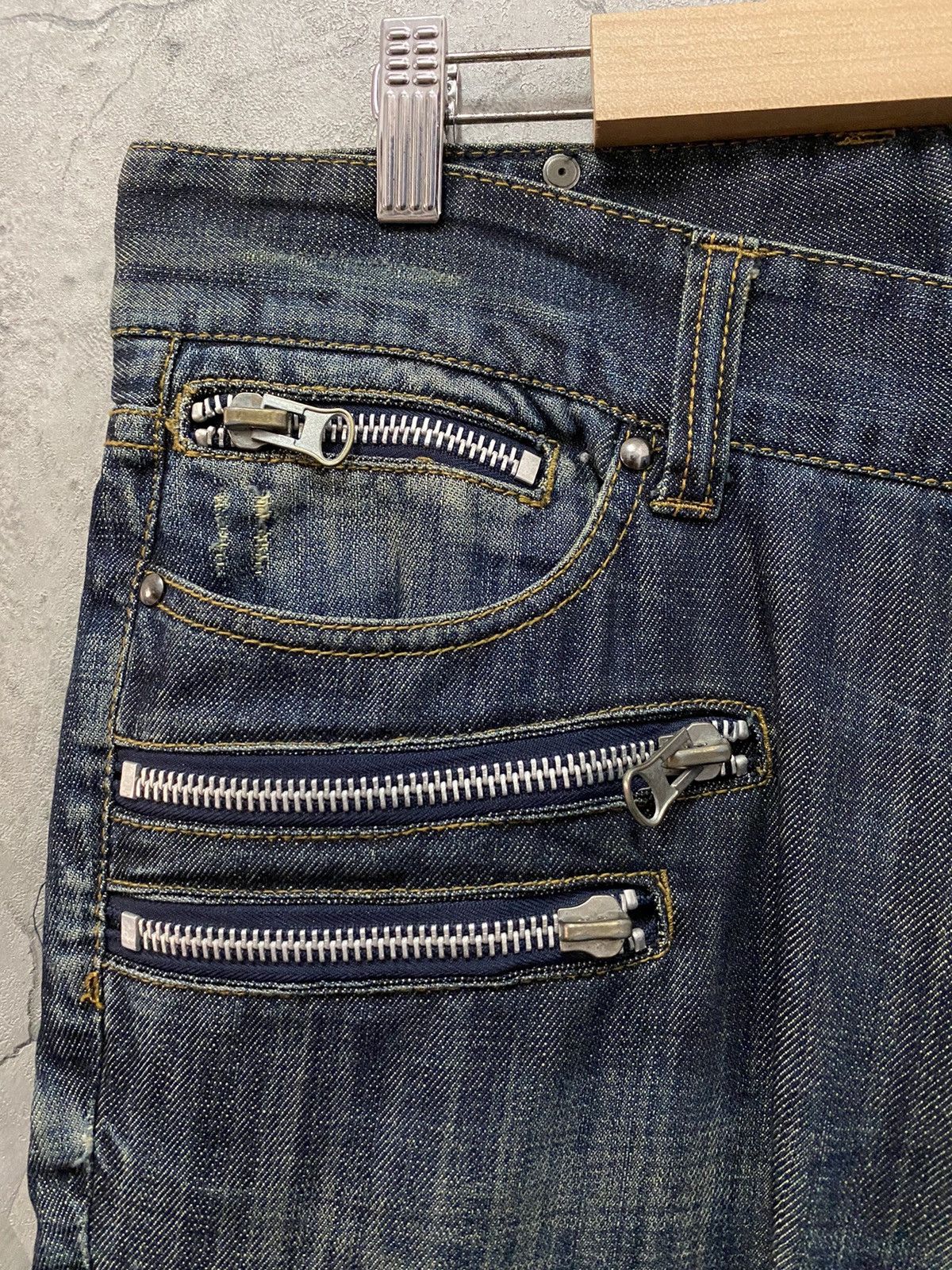 Japanese Brand Vintage Semantic Design Japan Bondage Zipper Denim Pants Size US 34 / EU 50 - 8 Thumbnail