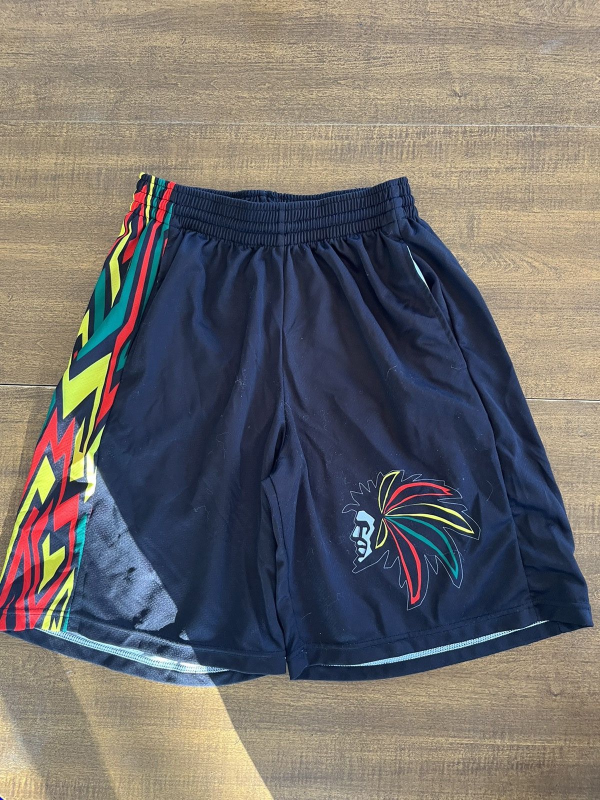Japanese Brand × Vintage Y2k Black Rasta Style Shorts Size US 32 / EU 48 - 1 Thumbnail