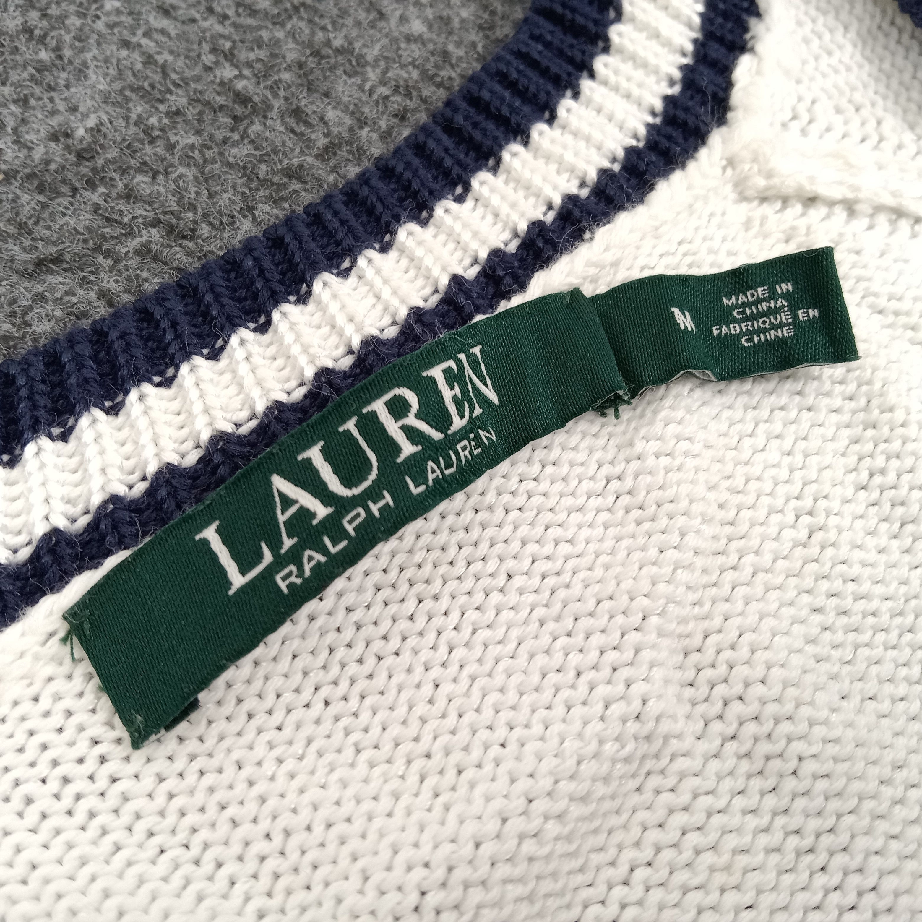 Polo Ralph Lauren × Vintage Ralph Lauren Streetwear Style Women's Tshirt Size M / US 6-8 / IT 42-44 - 4 Thumbnail