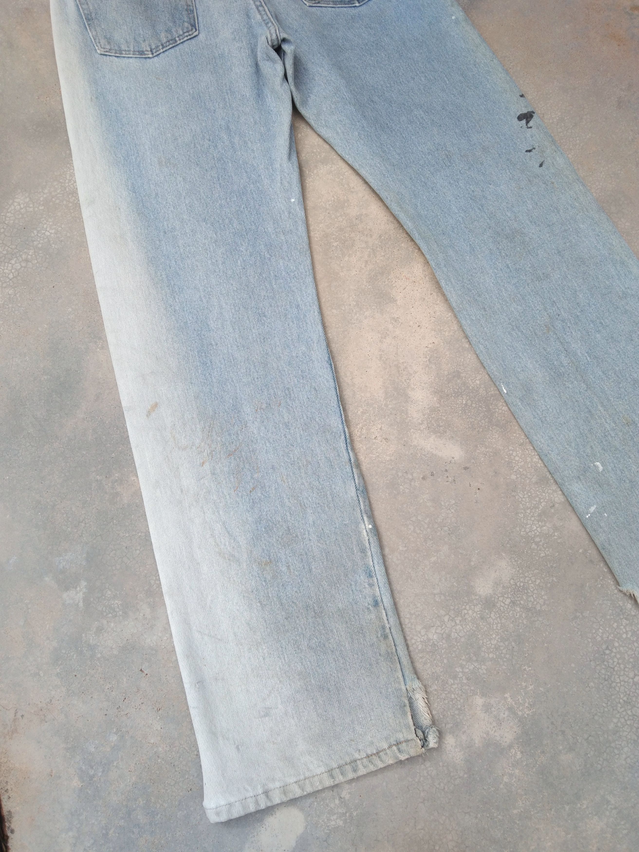 Vintage Wrangler Sun Faded Dirty Distressed Jeans 31x32
