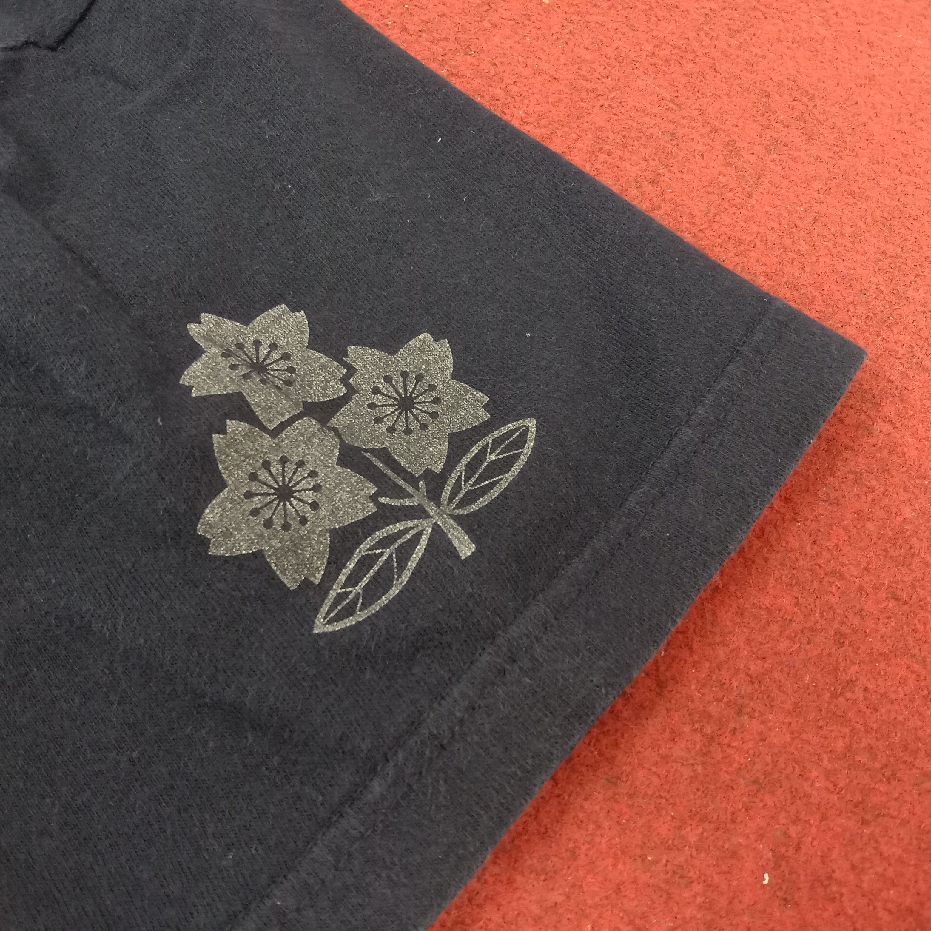 Anime × Canterbury of New Zealand × Vintage Astroboy Japanese Anime X Canterbury Japan Rugby Tshirt Size US L / EU 52-54 / 3 - 9 Thumbnail