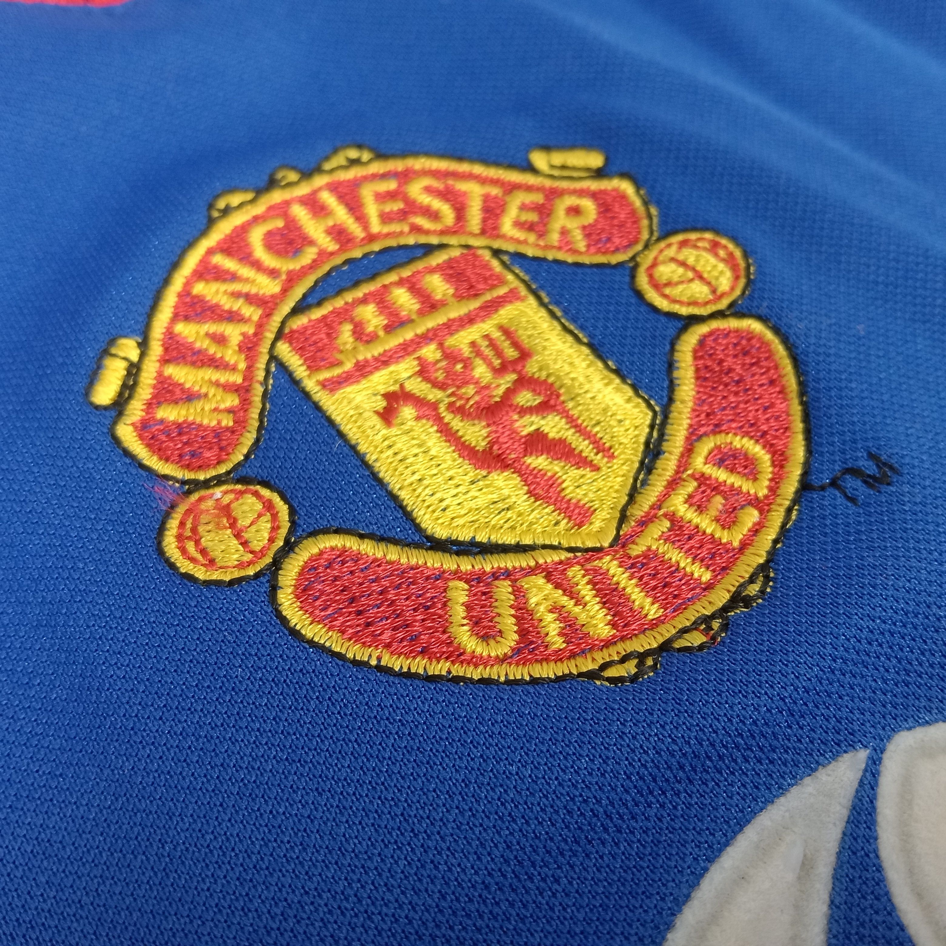 Nike × Vintage Manchester United Football Club Nike Soccer Jersey Size US L / EU 52-54 / 3 - 6 Thumbnail