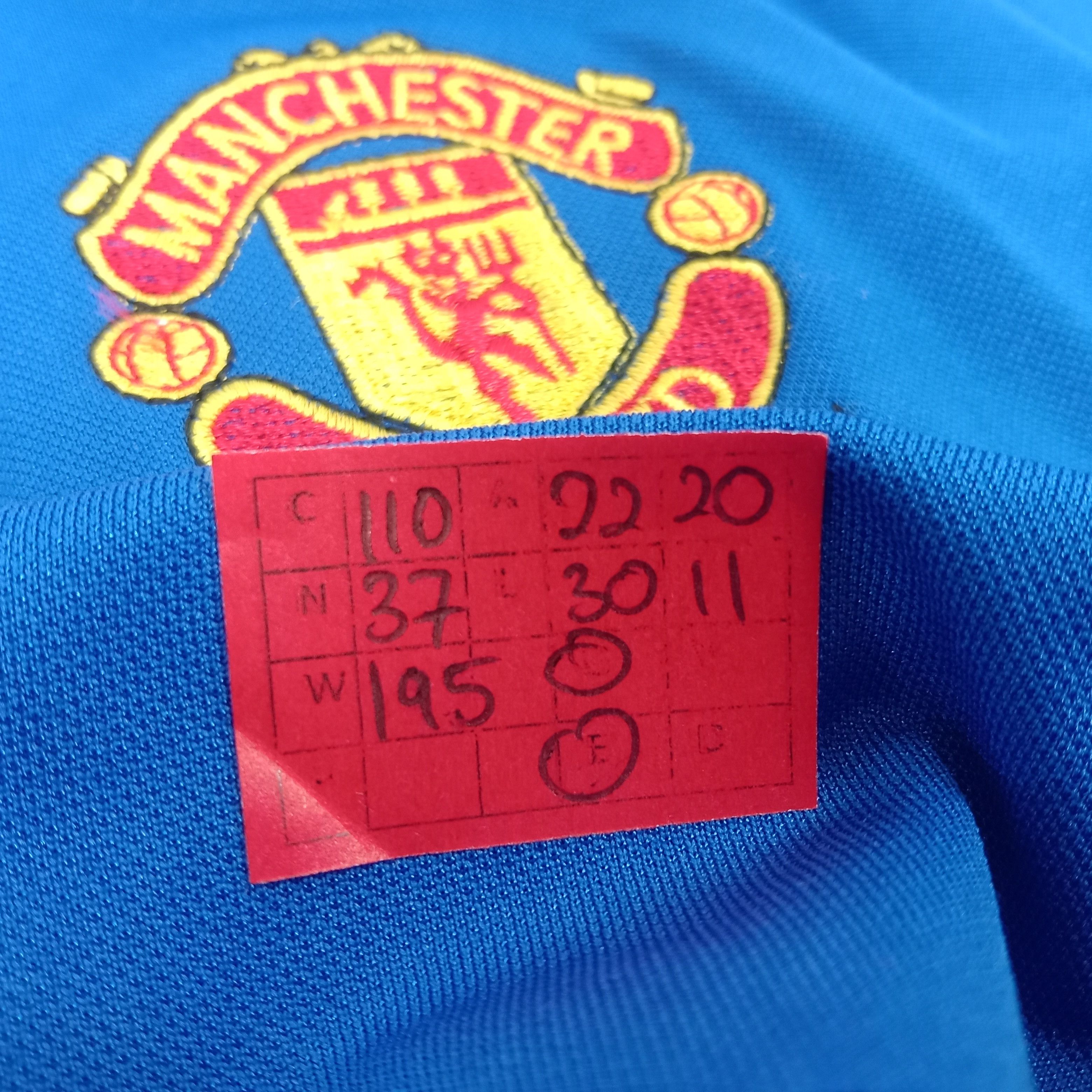 Nike × Vintage Manchester United Football Club Nike Soccer Jersey Size US L / EU 52-54 / 3 - 7 Thumbnail