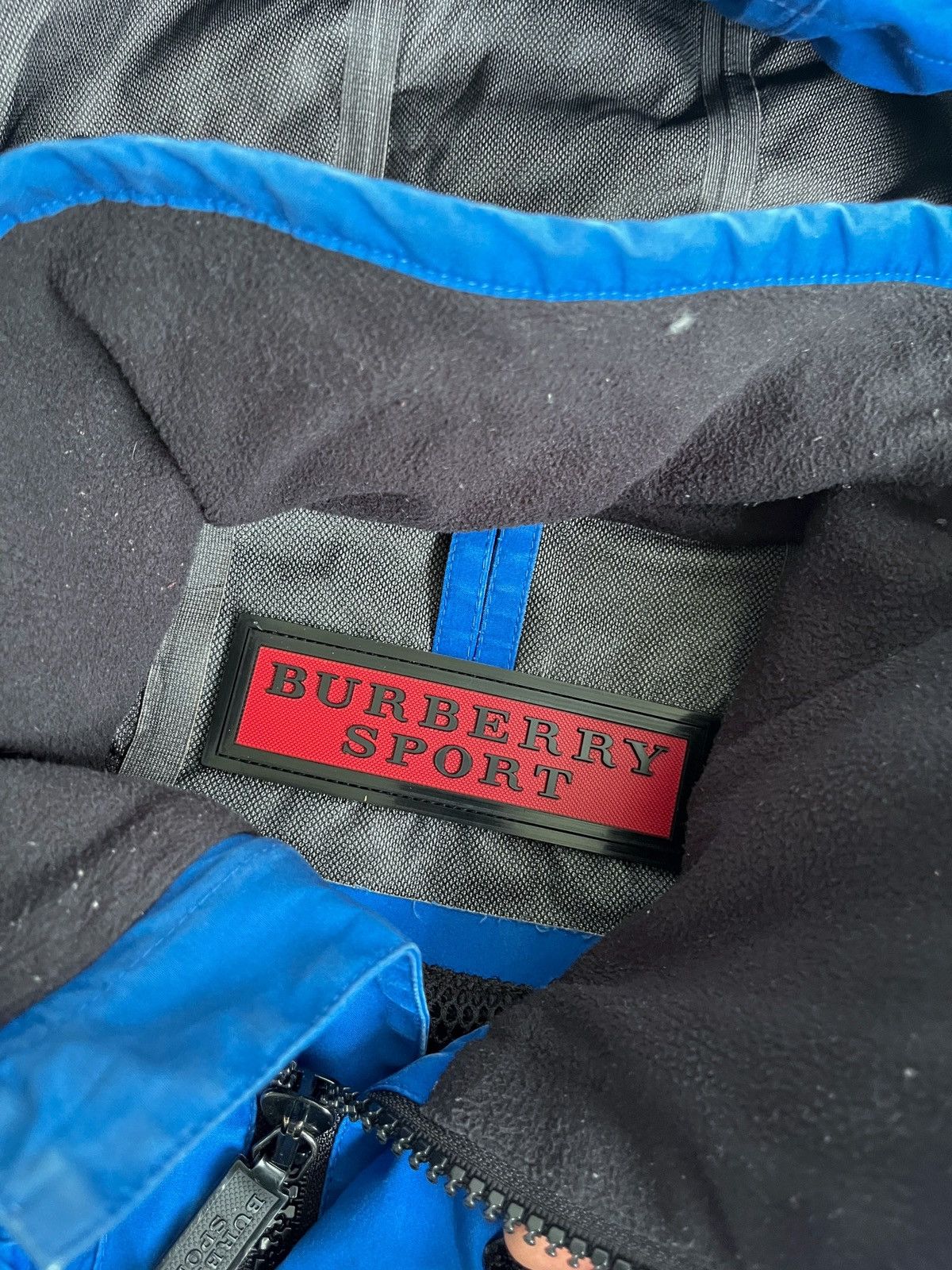 Burberry BURBERRY SPORT MENS JACKET THRASHED SIZE S Size US S / EU 44-46 / 1 - 12 Thumbnail