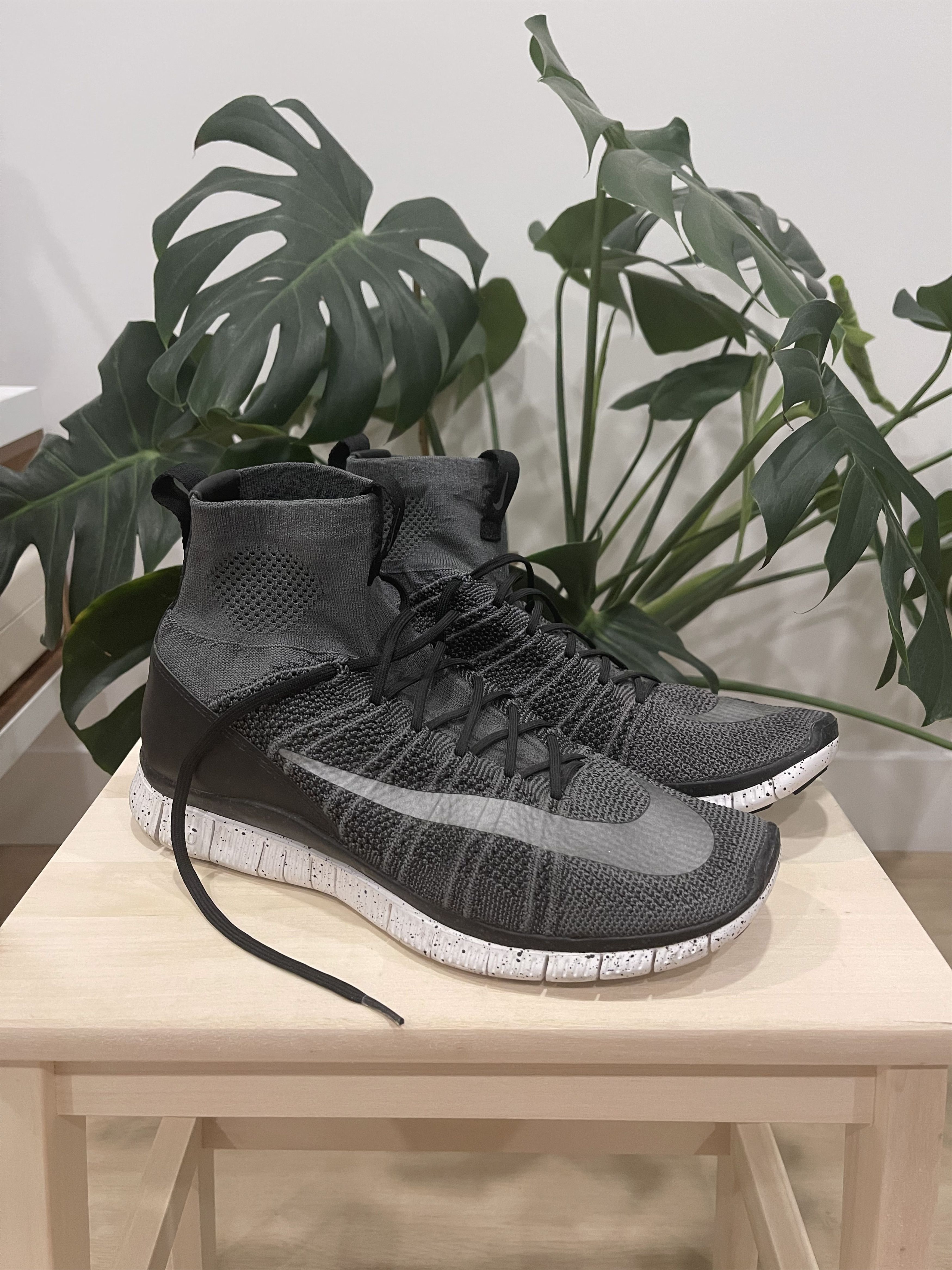 Nike STEAL! Nike Free Flyknit Mercurial Dark Grey (2016) Size US 9.5 / EU 42-43 - 1 Thumbnail