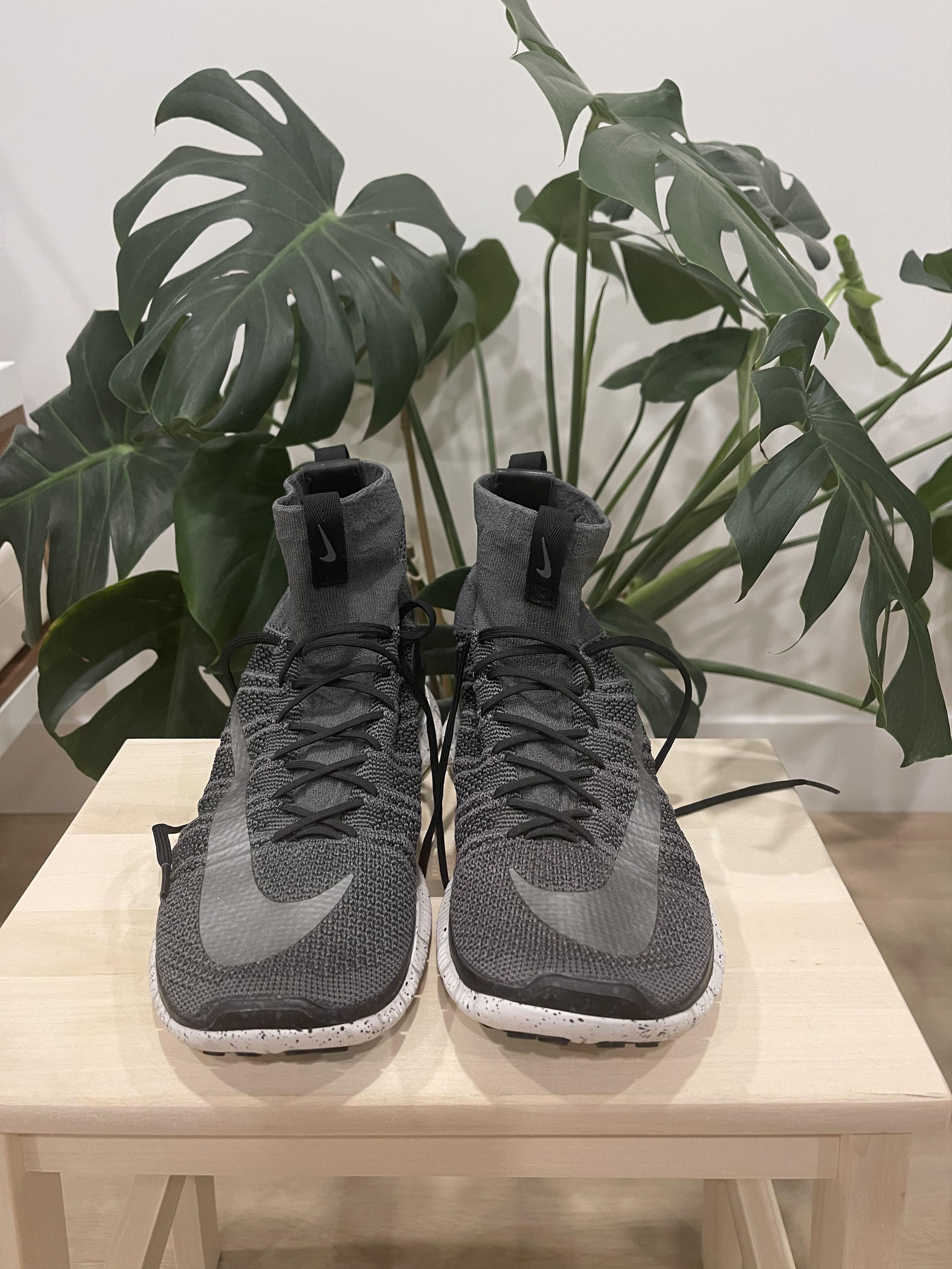 Nike STEAL! Nike Free Flyknit Mercurial Dark Grey (2016) Size US 9.5 / EU 42-43 - 2 Thumbnail