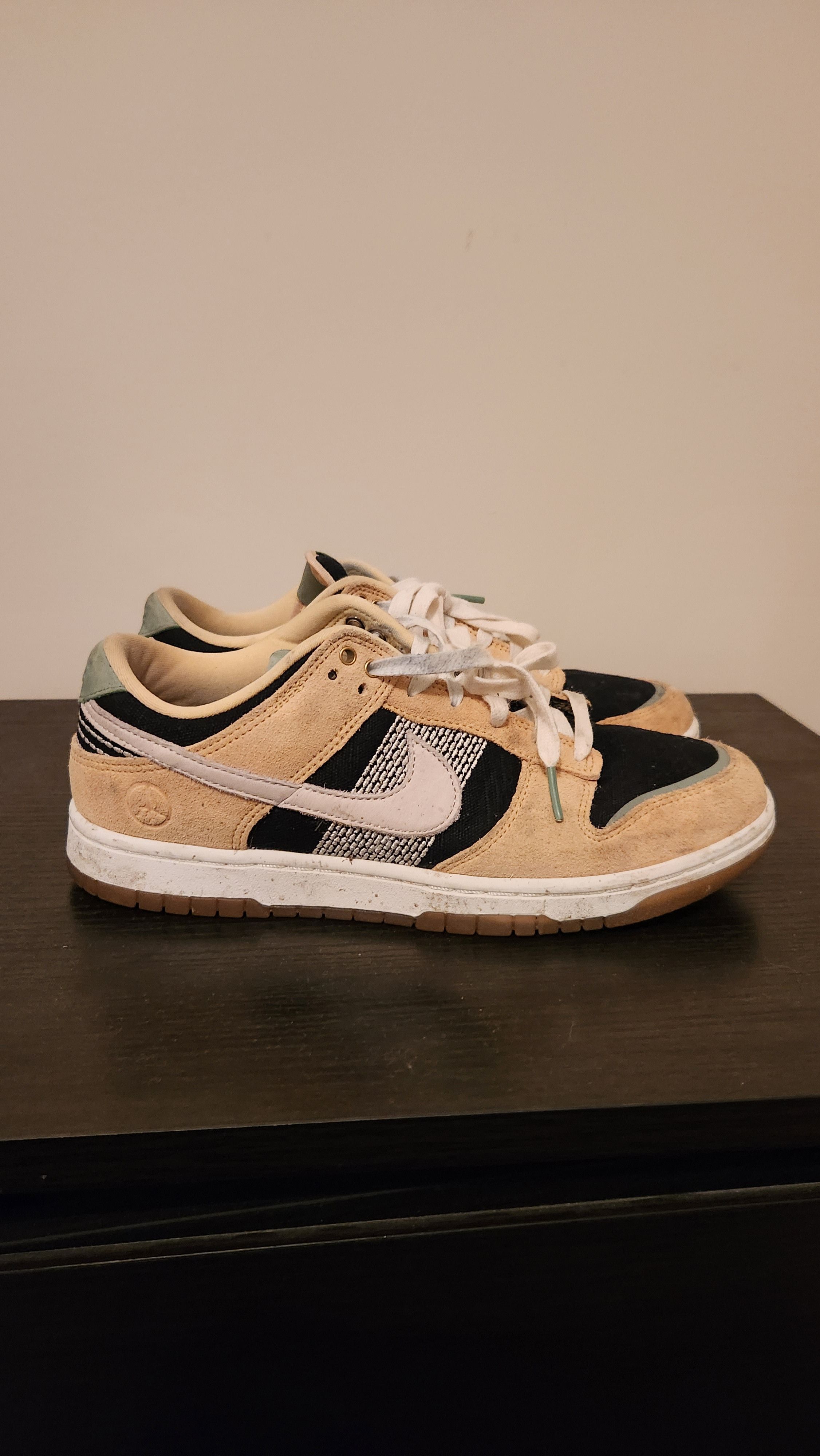 Nike Dunk Low Rooted in Peace