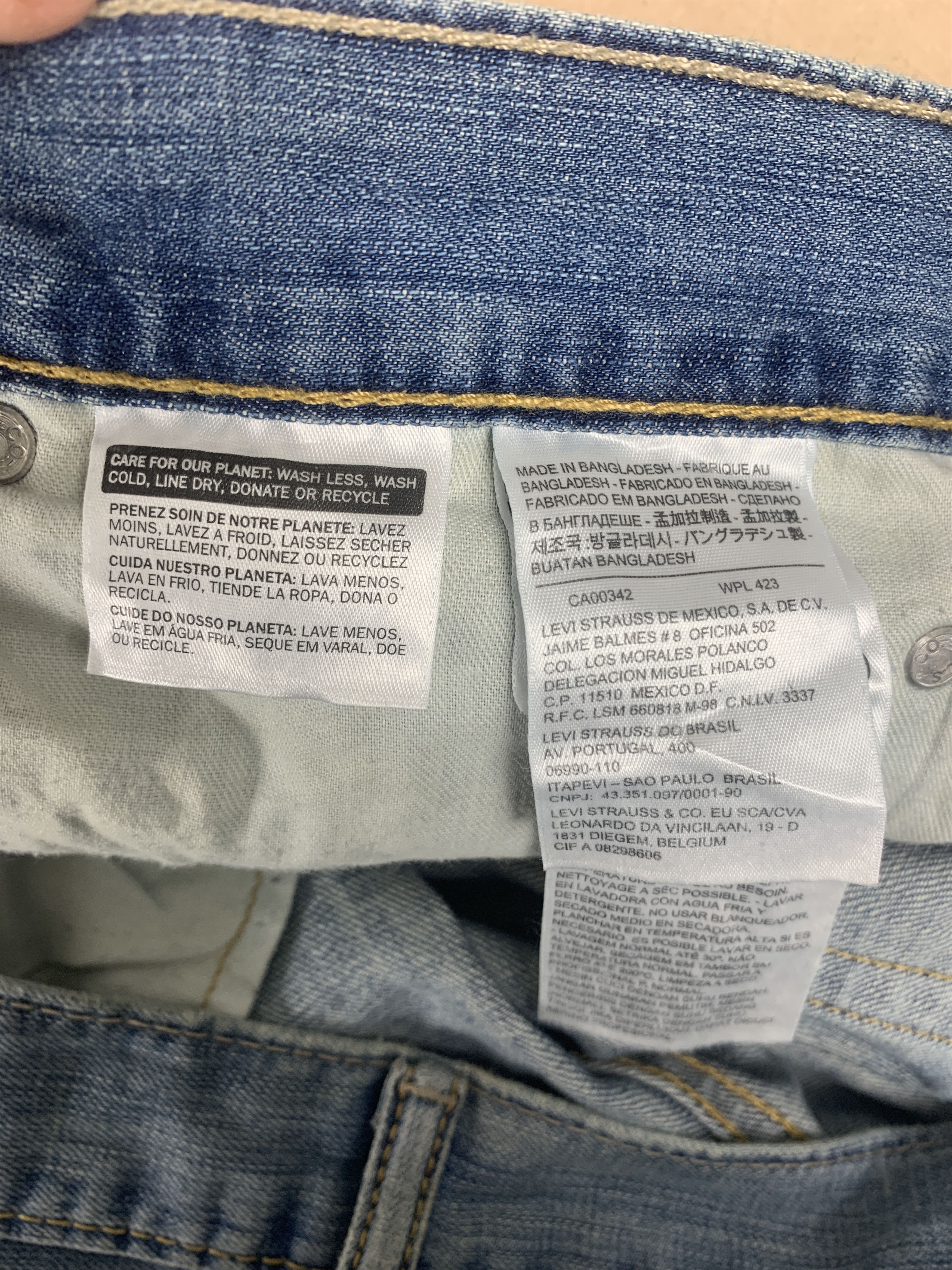 Levi's Vintage LEVI'S 569 Faded Loose Straight Cut Mid Wash Jeans Size US 44 / EU 60 - 14 Thumbnail