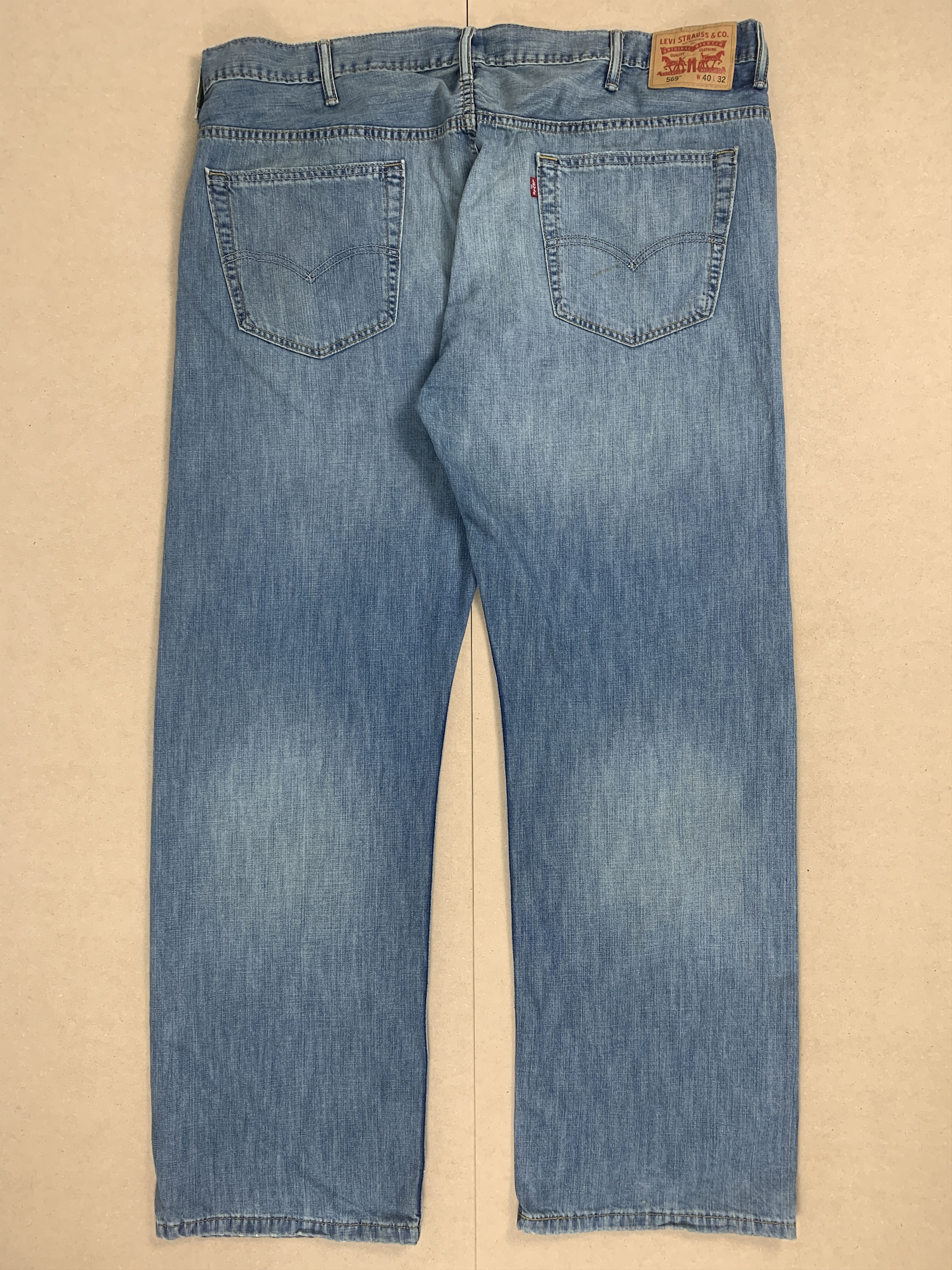 Levi's Vintage LEVI'S 569 Faded Loose Straight Cut Mid Wash Jeans Size US 44 / EU 60 - 6 Thumbnail