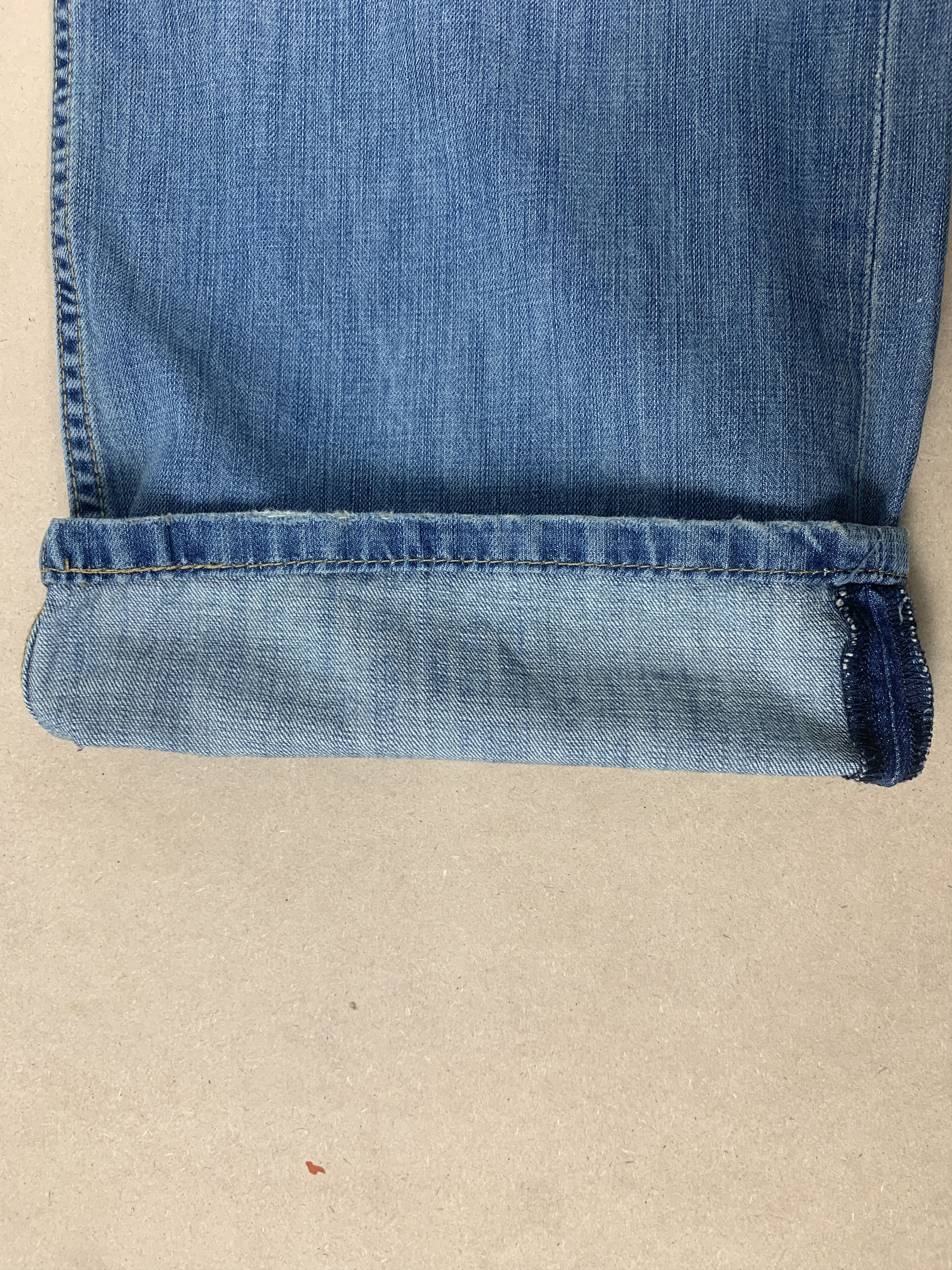 Levi's Vintage LEVI'S 569 Faded Loose Straight Cut Mid Wash Jeans Size US 44 / EU 60 - 5 Thumbnail