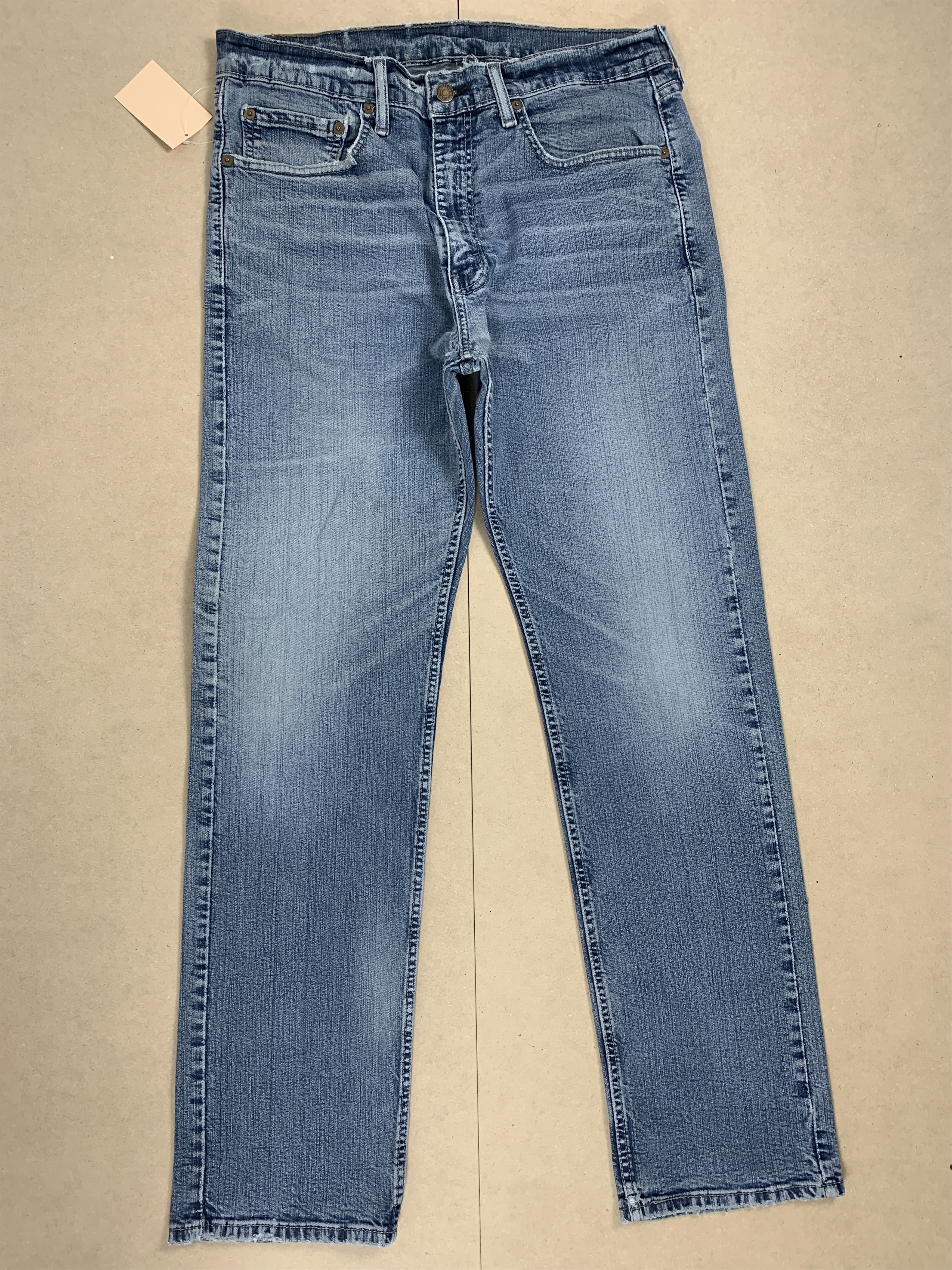 Levi's × Vintage Vintage LEVI'S 505 Distressed Faded Mid Wash Jeans Size US 33 - 1 Thumbnail