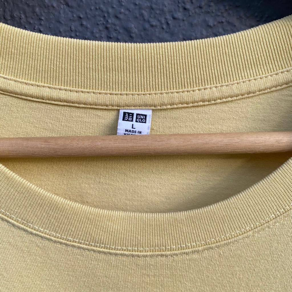 Uniqlo Uniqlo Single Pocket Oversize Tee Size US L / EU 52-54 / 3 - 3 Thumbnail