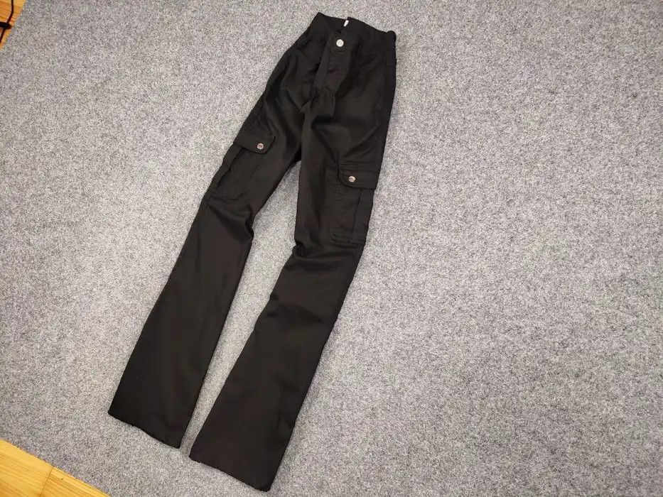 Japanese Brand Vintage 90's Japanese Trendy Flared Cargo Trousers Pants Size 30" / US 8 / IT 44 - 2 Thumbnail