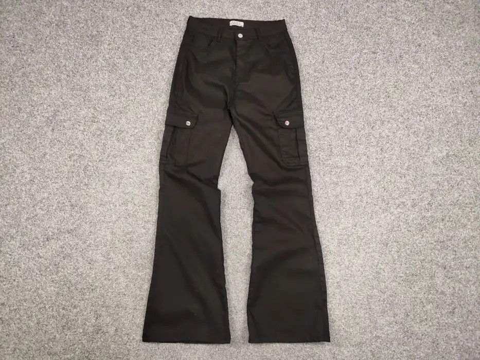 Japanese Brand Vintage 90's Japanese Trendy Flared Cargo Trousers Pants Size 30" / US 8 / IT 44 - 5 Thumbnail