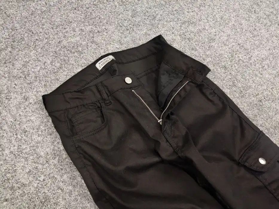 Japanese Brand Vintage 90's Japanese Trendy Flared Cargo Trousers Pants Size 30" / US 8 / IT 44 - 8 Thumbnail