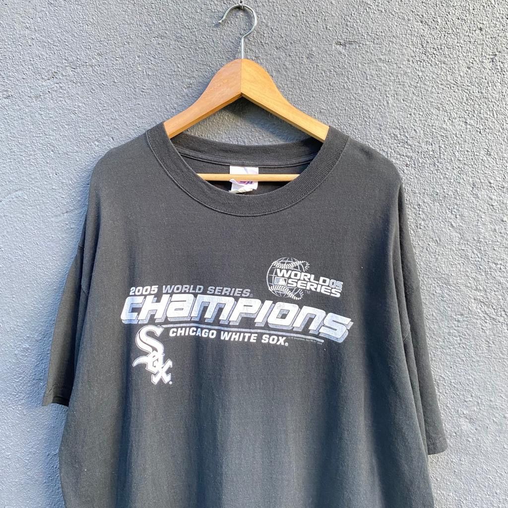 Other Thrashed faded Y2K Chicago White Sox Oversize Tee Size US XL / EU 56 / 4 - 2 Thumbnail
